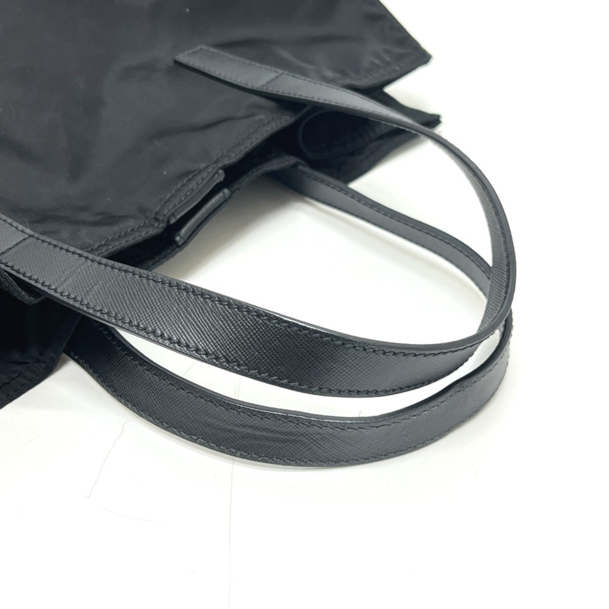 Prada Black Nylon Tote Bag (Pre-Owned)