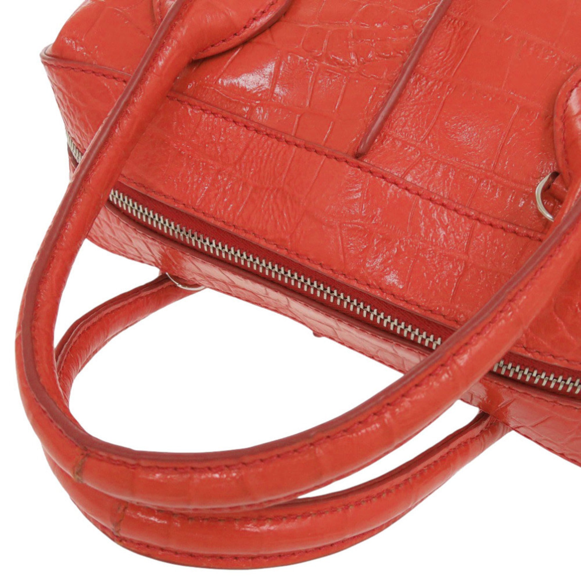 Tod's Red Color Leather Handbag (Pre-Owned)