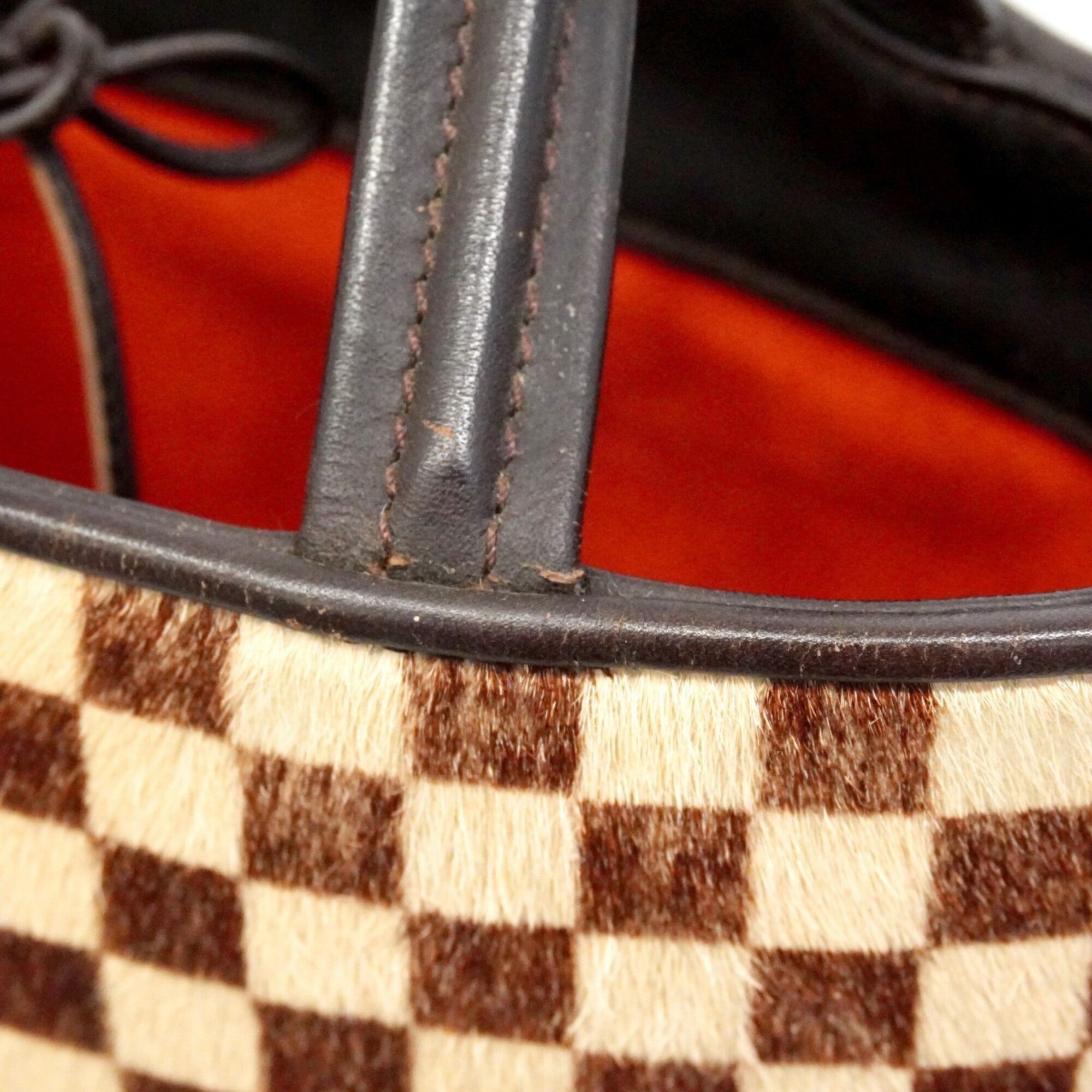 Louis Vuitton Brown Handbag (Pre-Owned)