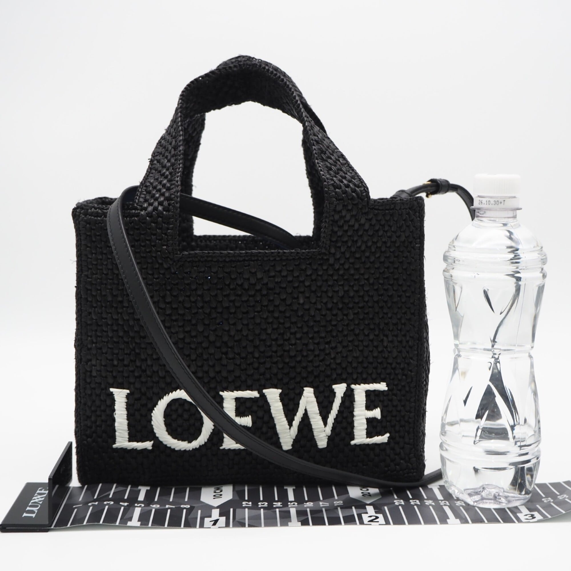 Loewe Black White Raffia Leather Handbag (Pre-Owned)