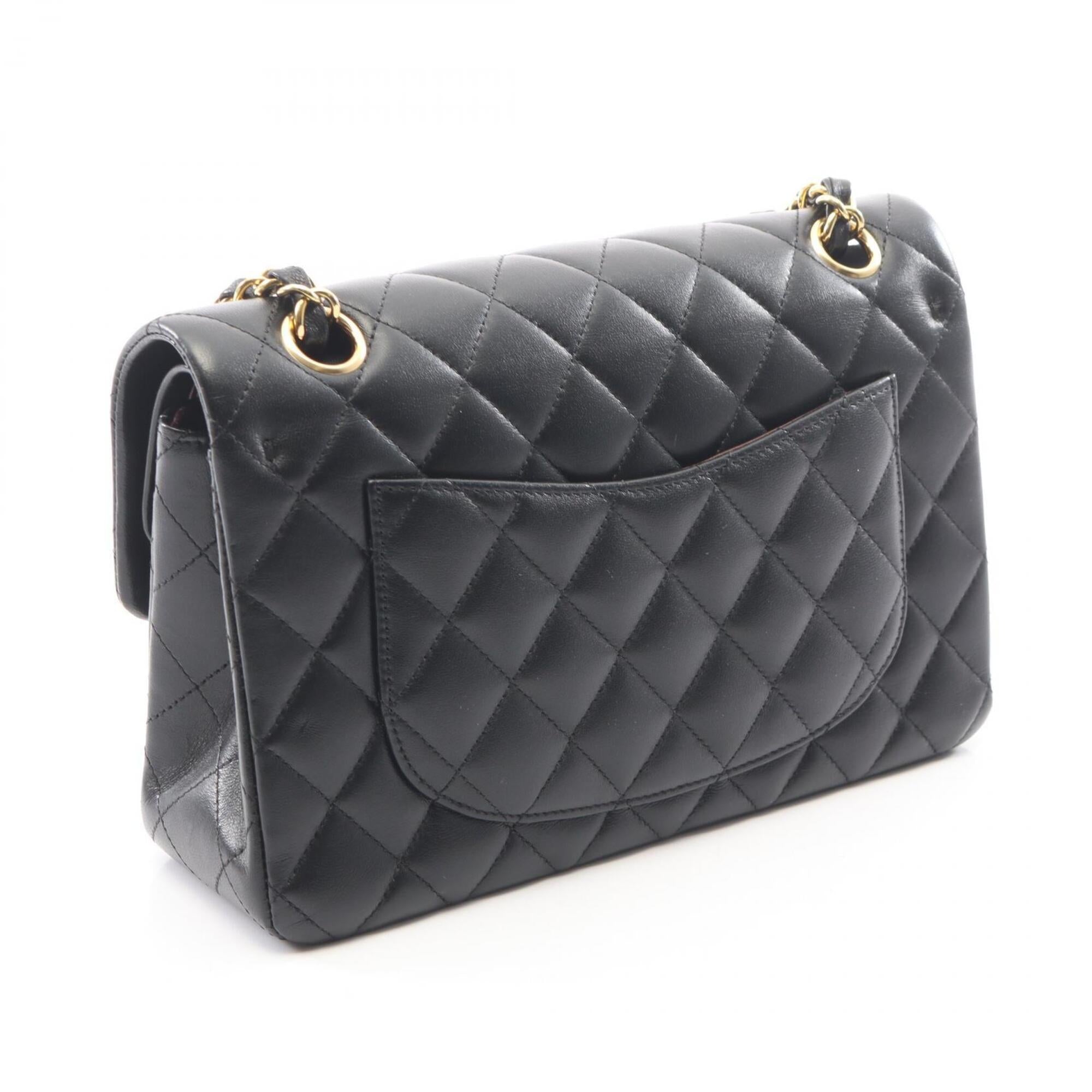 Chanel Black Leather Handbag Shoulder Bag (Pre-Owned)