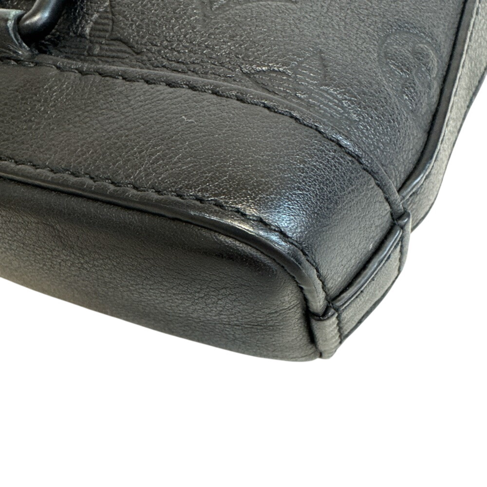 Louis Vuitton Black Leather Pochette Pouch Shoulder Bag (Pre-Owned)