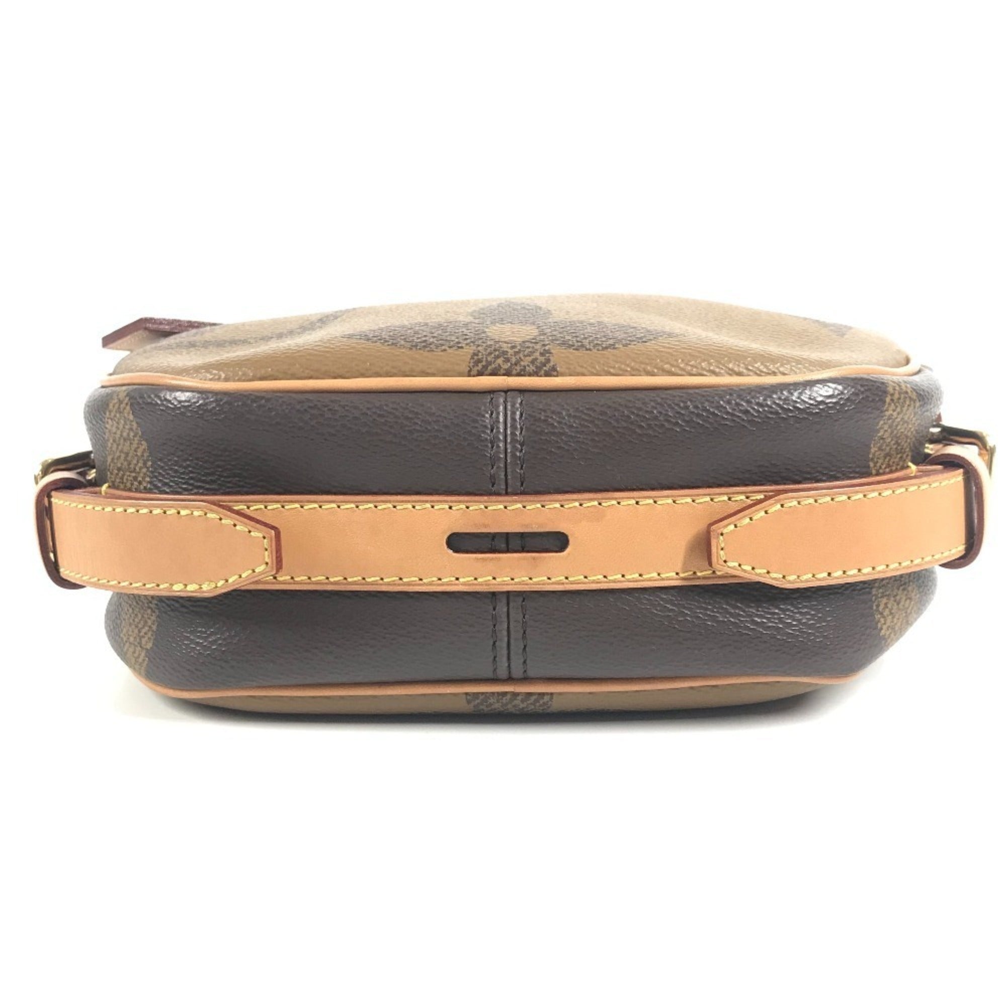 Louis Vuitton Brown Galle Monogram Pochette Shoulder Bag (Pre-Owned)