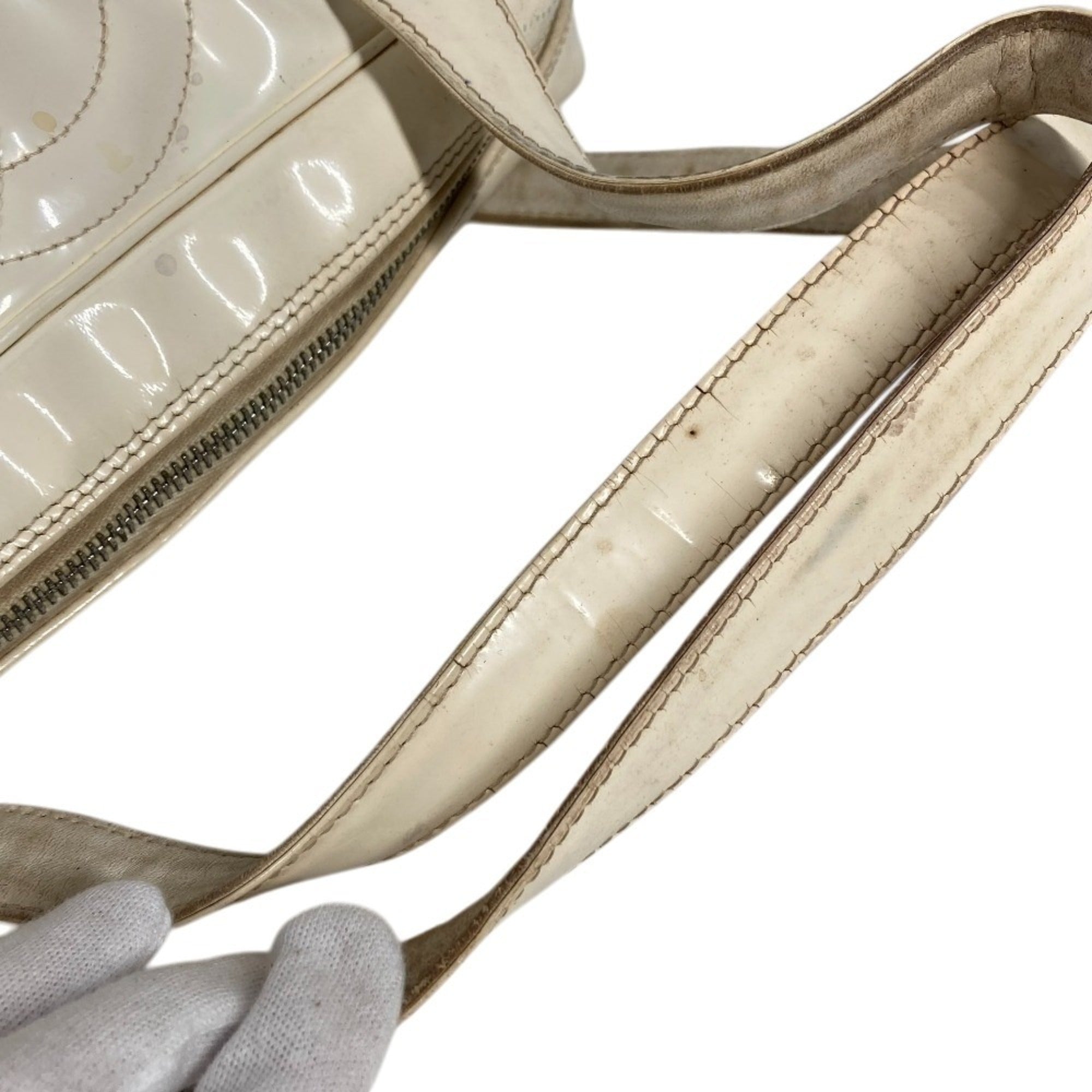 Chanel White Leather Shoulder Bag Tote Bag (Pre-Owned)