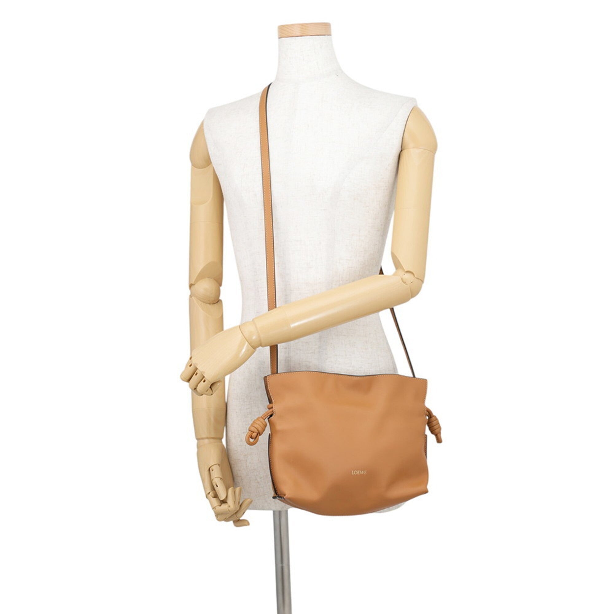 Loewe Brown Camel Leather Shoulder Bag (Pre-Owned)