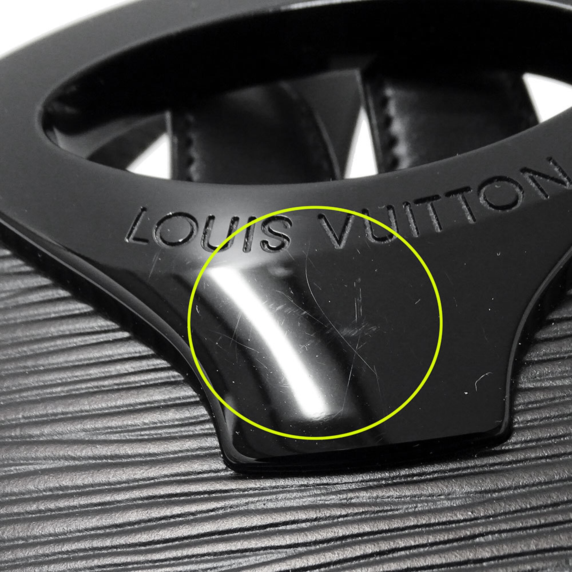 Louis Vuitton Black Noir Epi Leather Shoulder Bag (Pre-Owned)