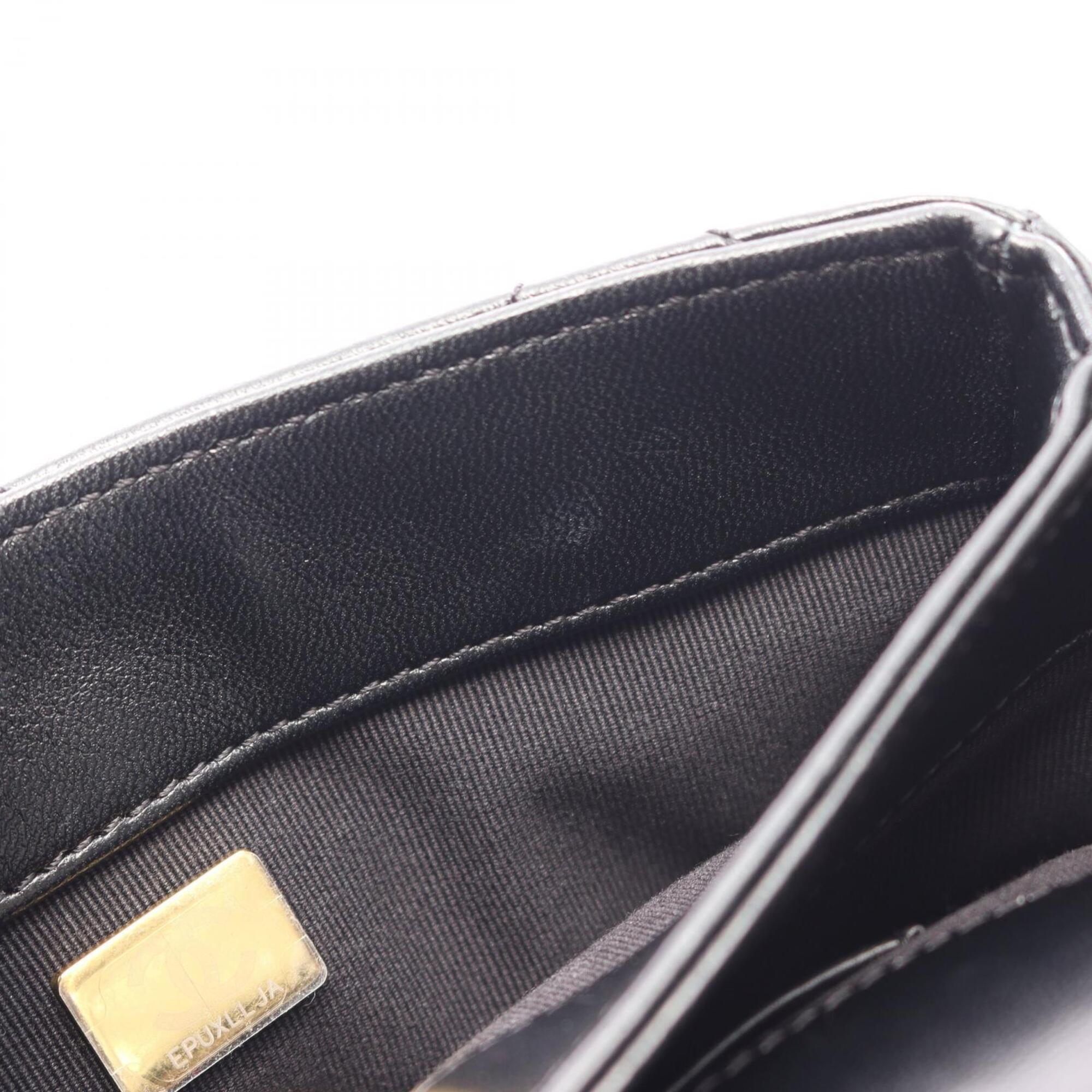 Chanel Black Leather Handbag Shoulder Bag (Pre-Owned)