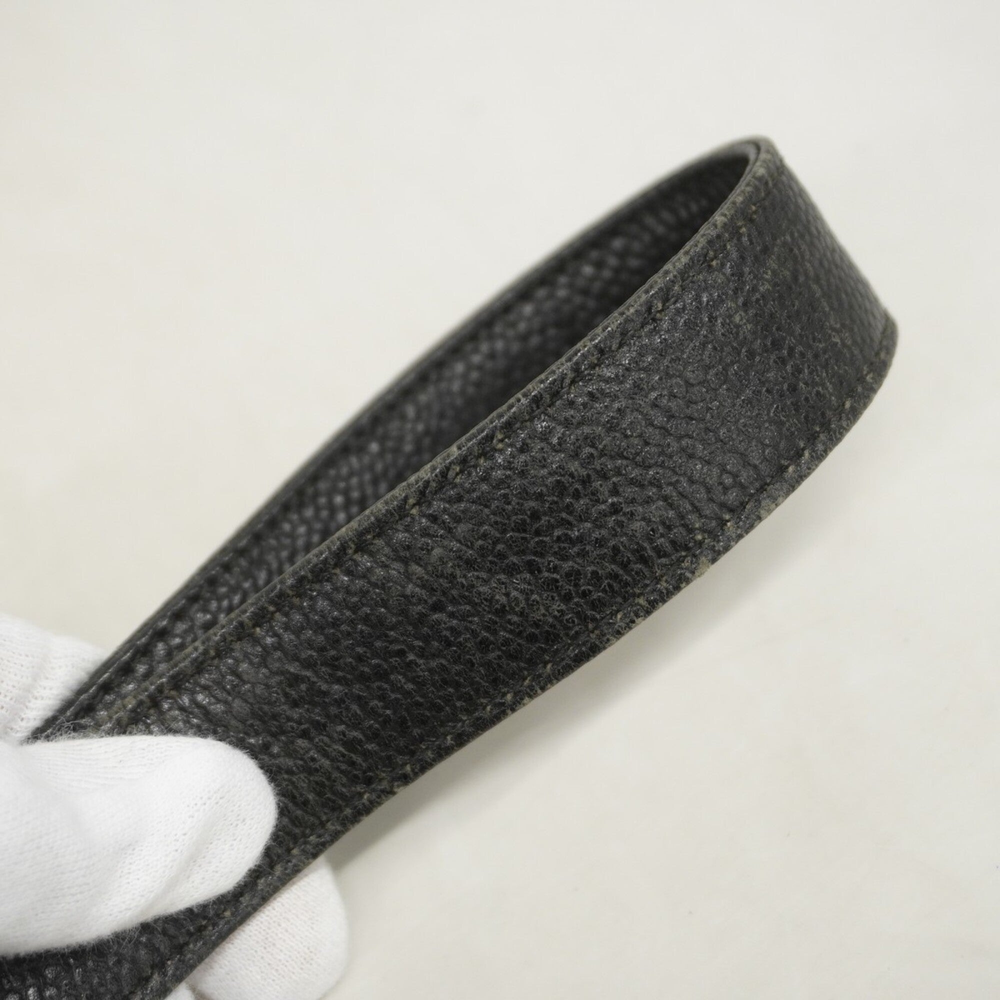 Chanel Black Grained Calfskin Shoulder Bag (Pre-Owned)