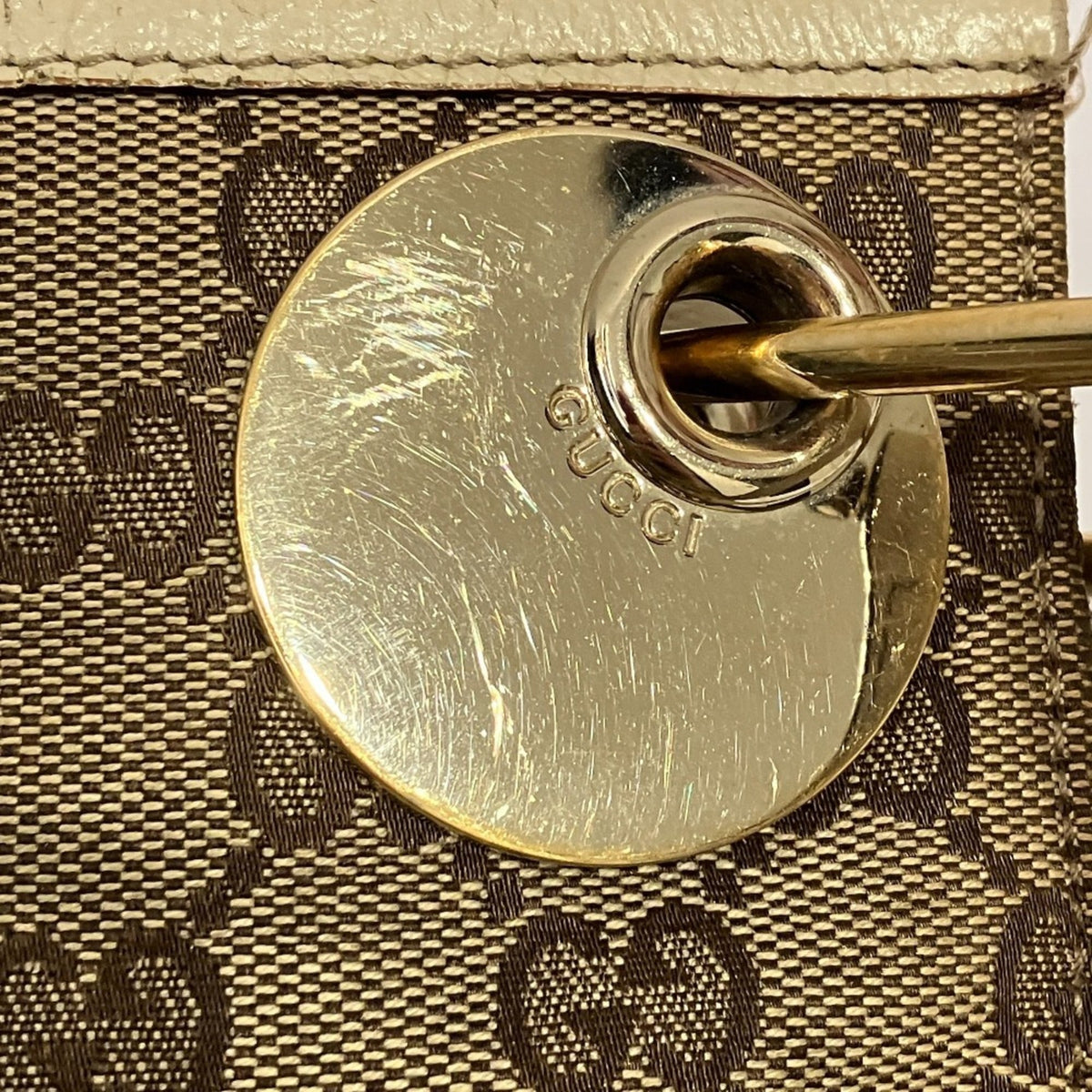 Gucci Gg Canvas Beige Gg Canvas Shoulder Bag (Pre-Owned)