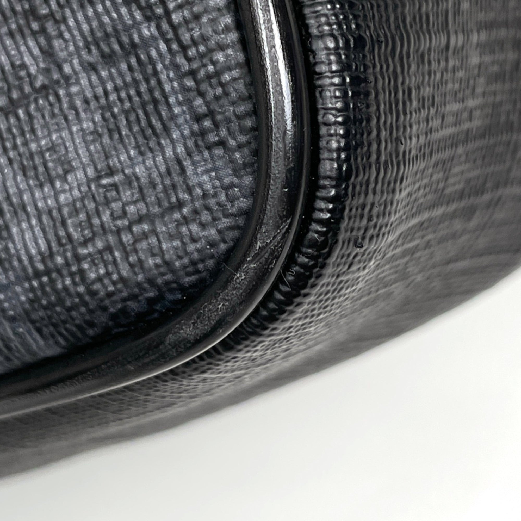 Gucci Black Coated Canvas Sling Bag (Pre-Owned)