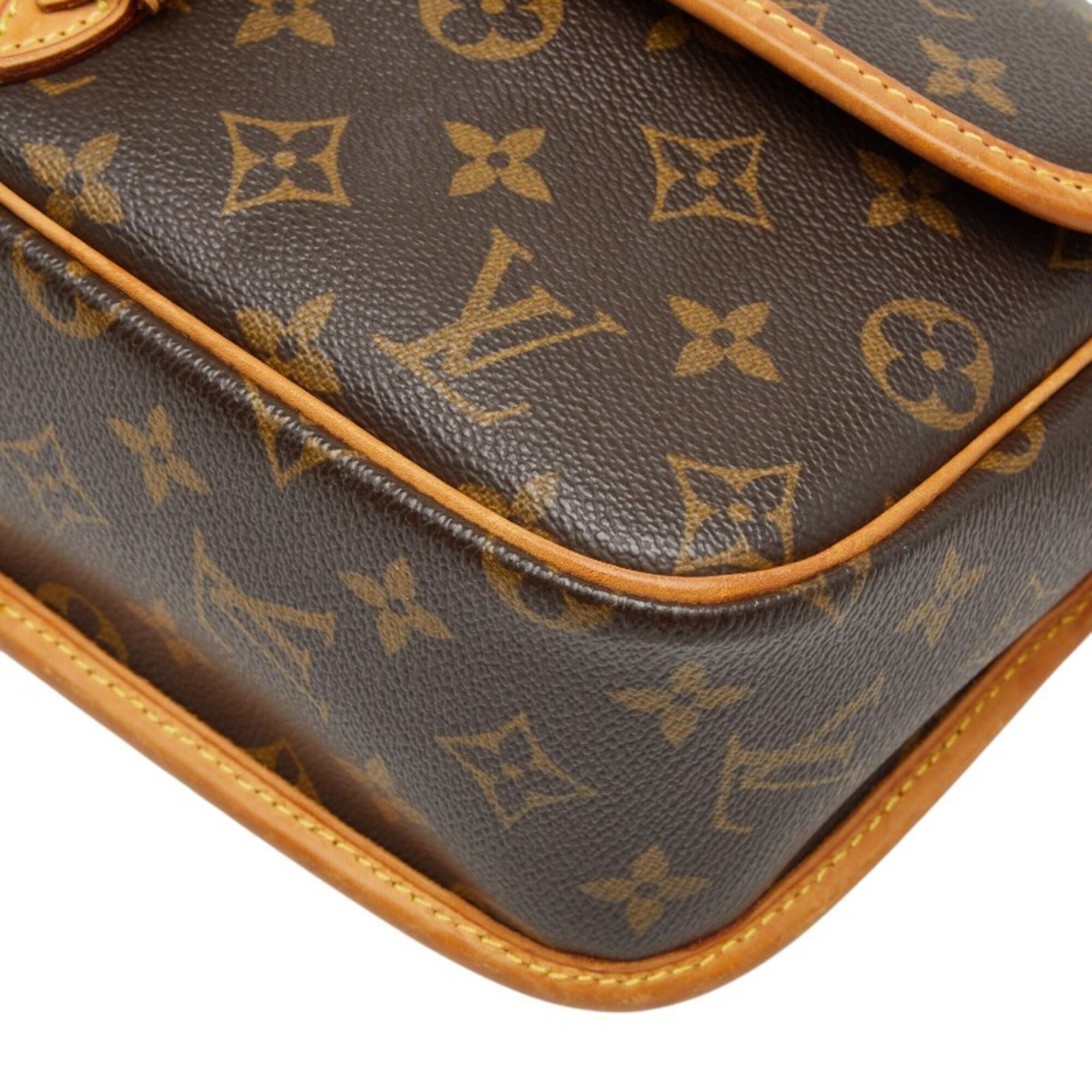 Louis Vuitton Brown Pvc Leather Shoulder Bag (Pre-Owned)