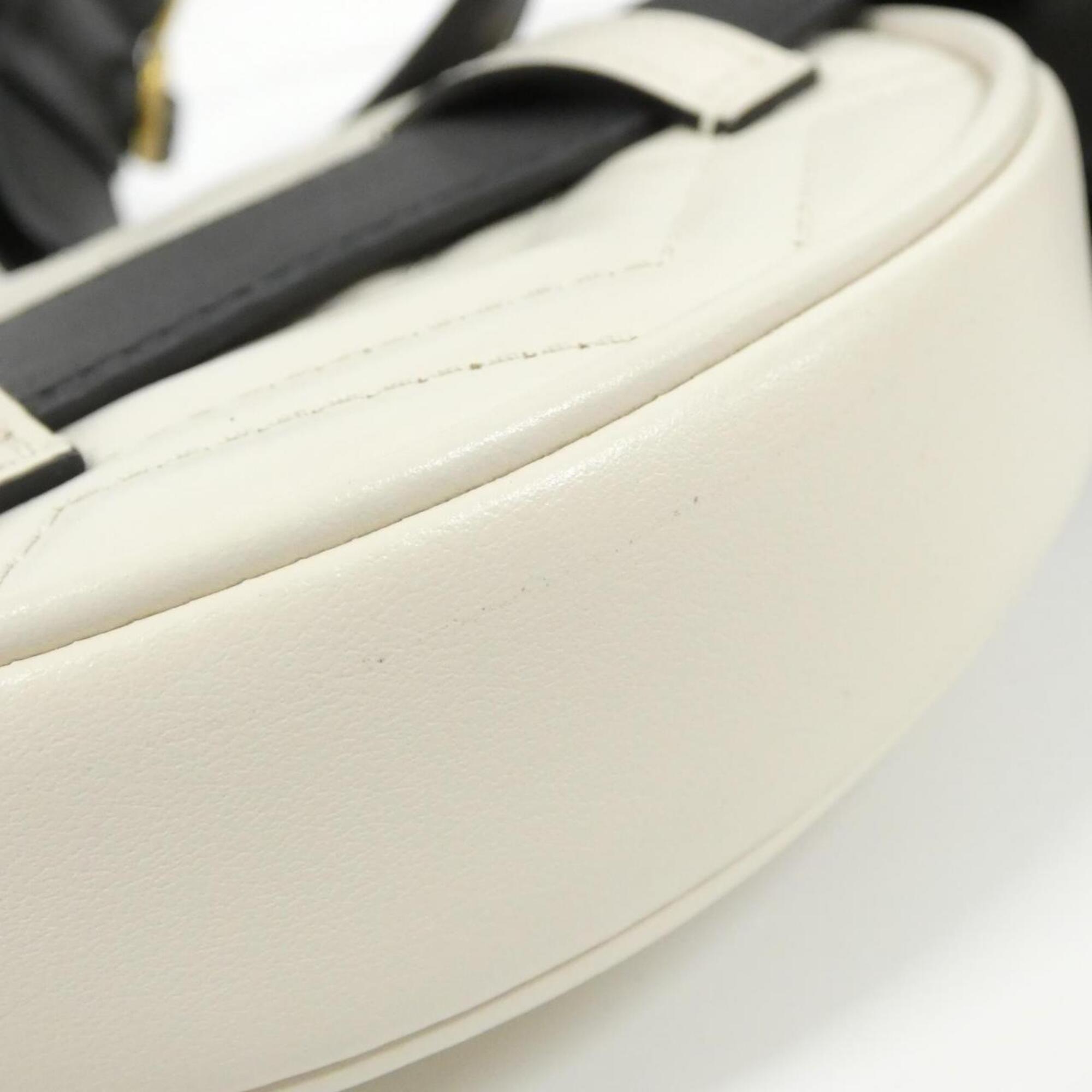 Gucci Gg Marmont Black White Leather Fanny Pack (Pre-Owned)