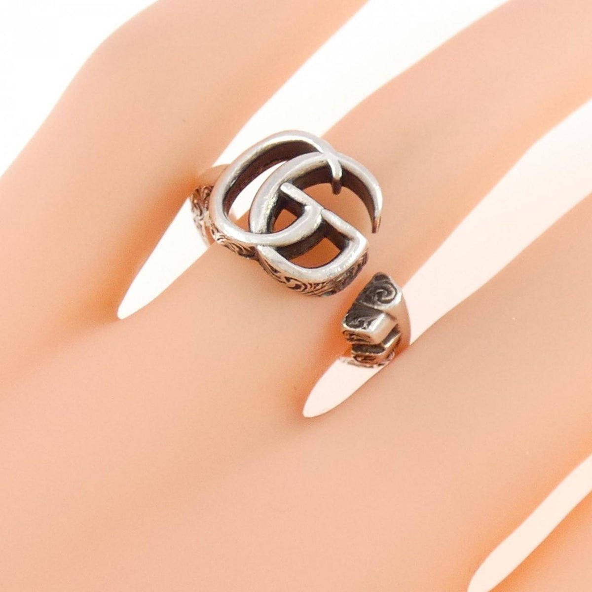 Gucci Silver Silver 925 Band Ring (Pre-Owned)