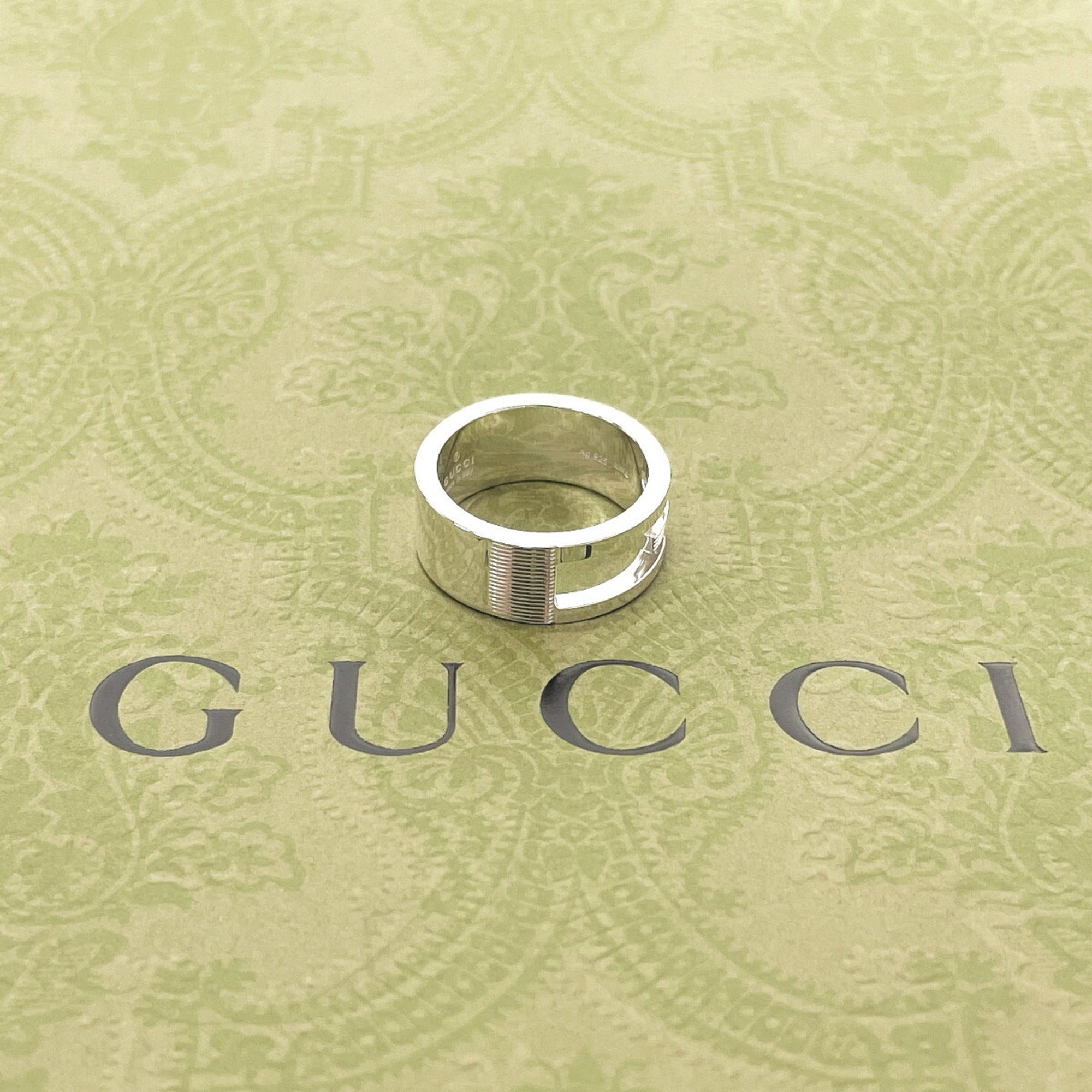 Gucci Silver Silver 925 Band Ring (Pre-Owned)