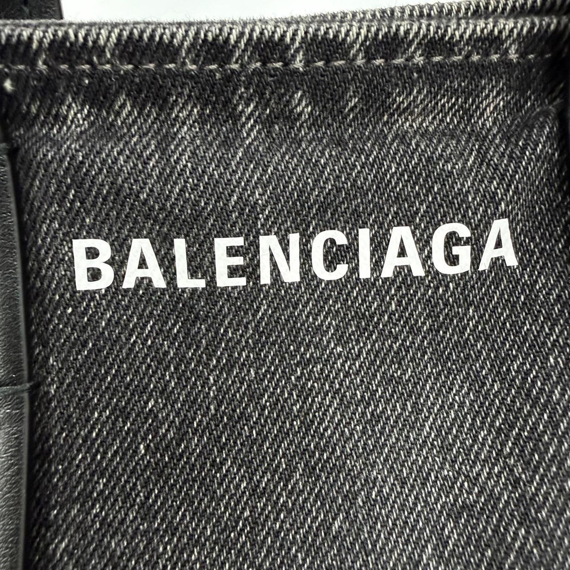Balenciaga Black Leather Handbag Shoulder Bag (Pre-Owned)