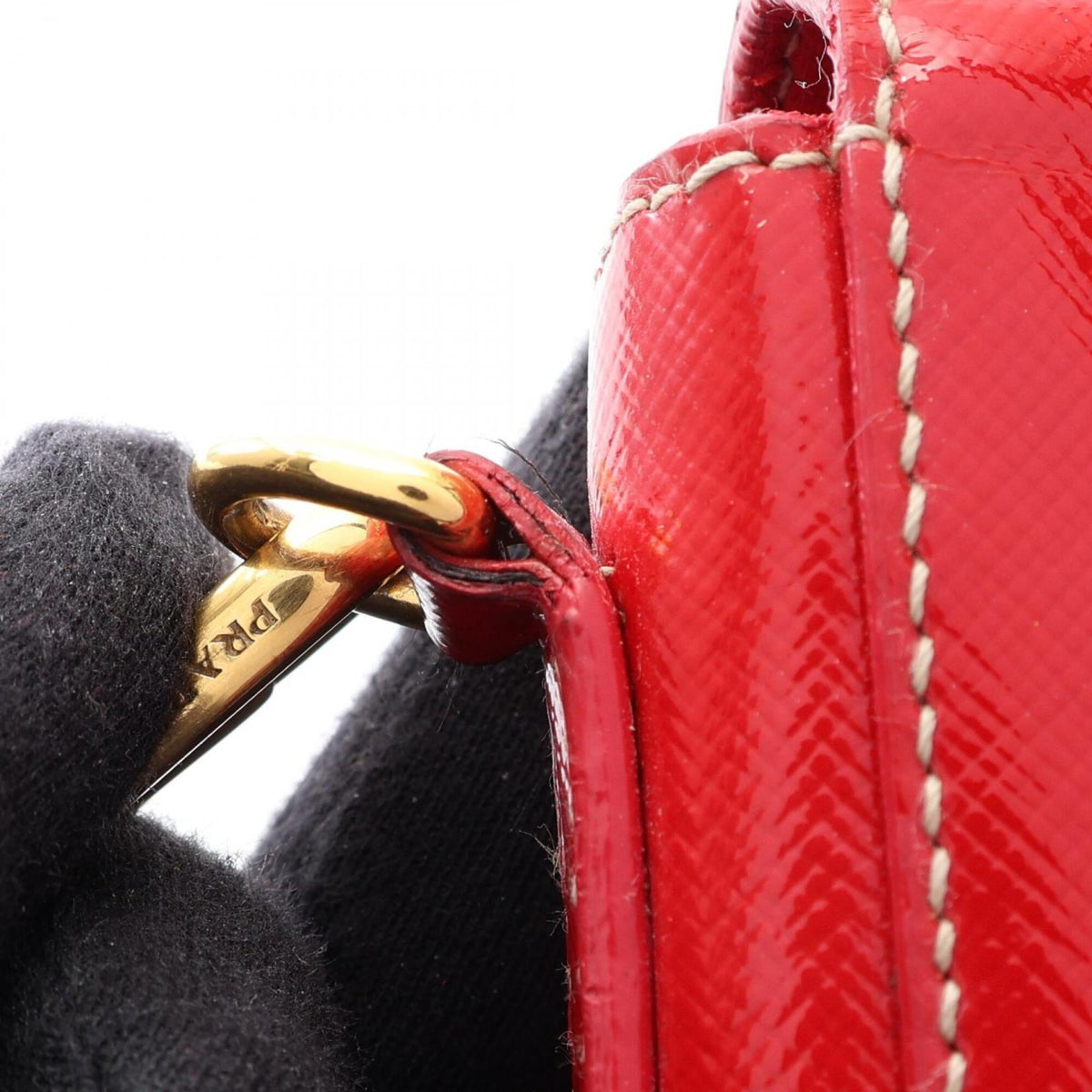Prada Red Color Patent Leather Handbag Shoulder Bag (Pre-Owned)