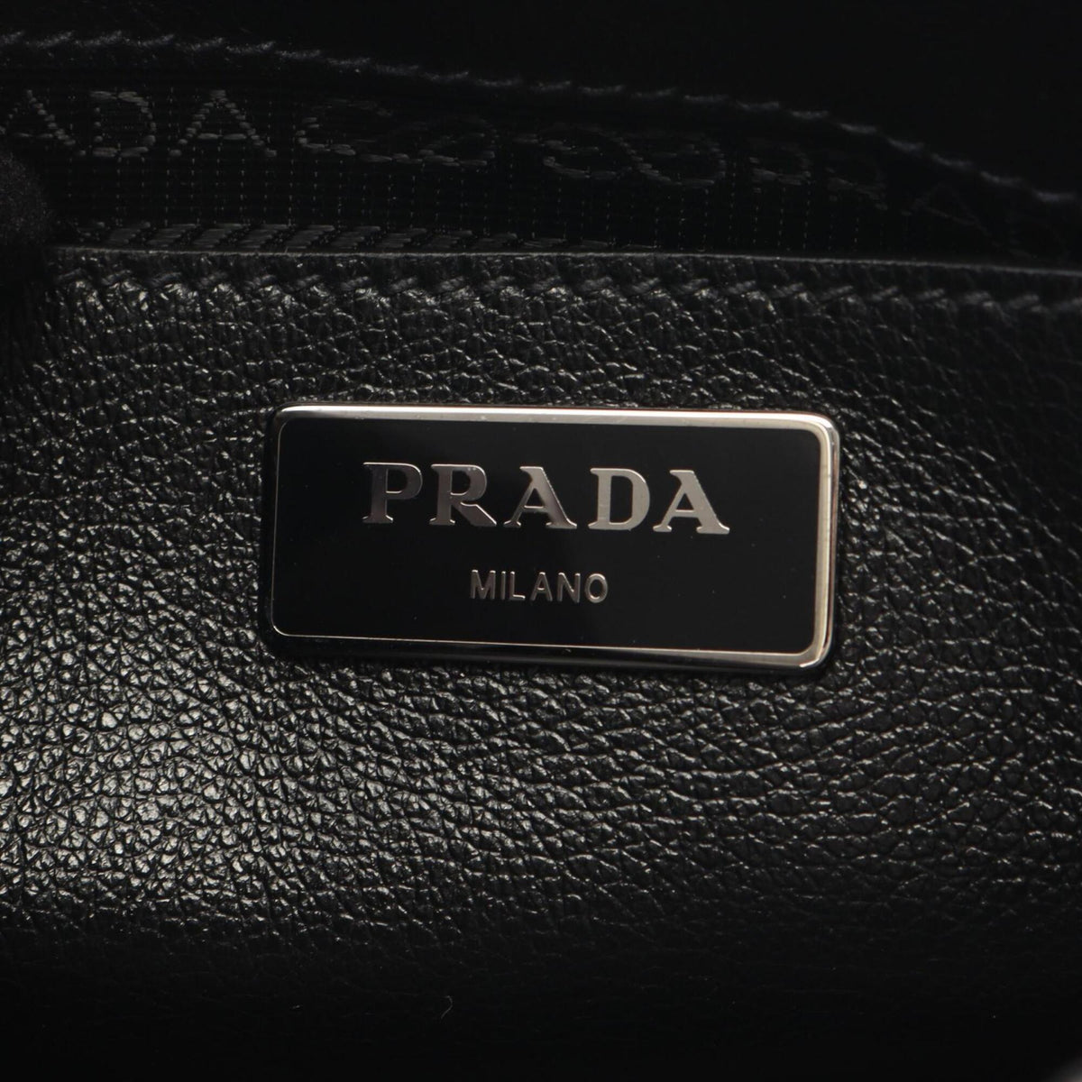 Prada Black Leather Handbag Shoulder Bag (Pre-Owned)