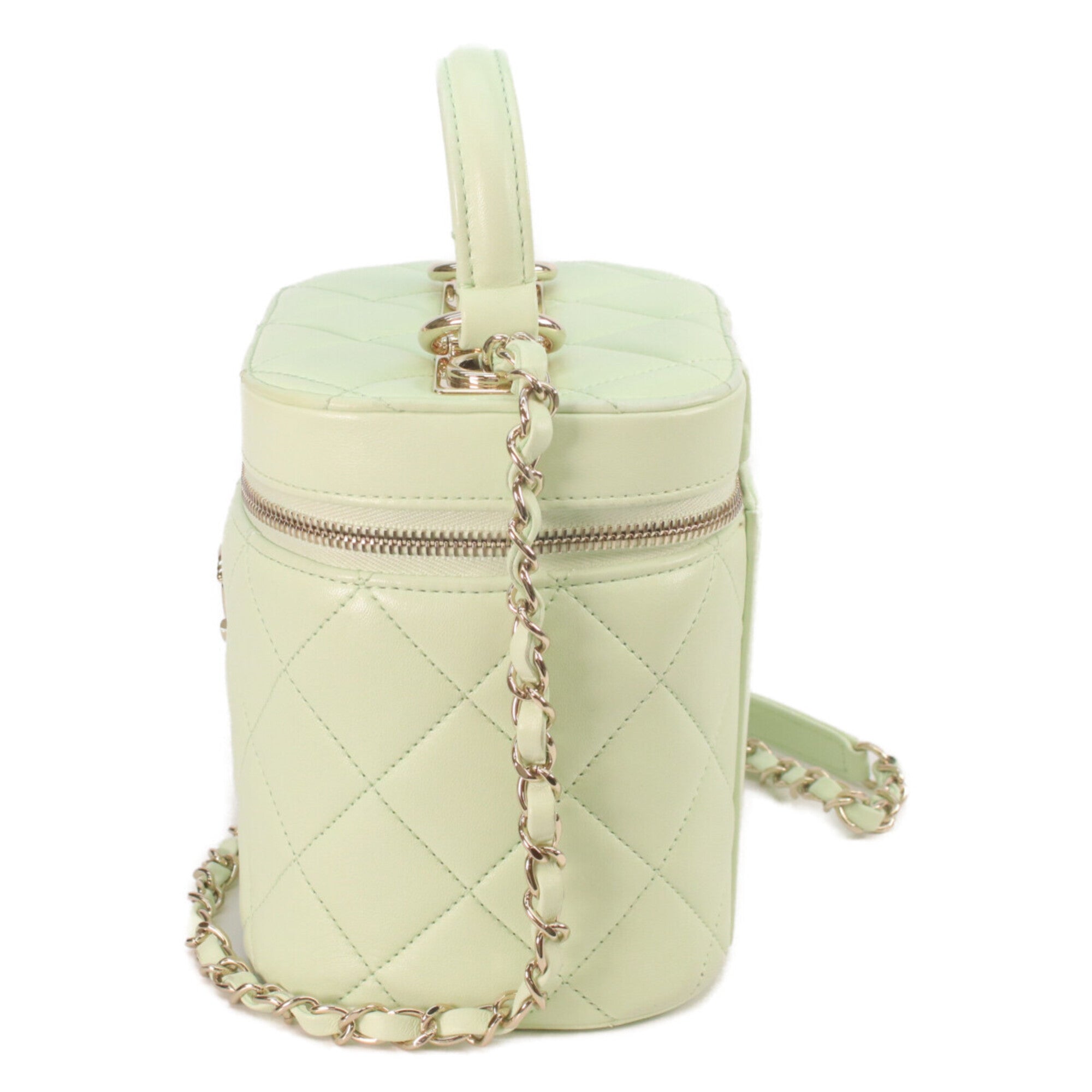 Chanel Lime Green Leather Shoulder Bag (Pre-Owned)