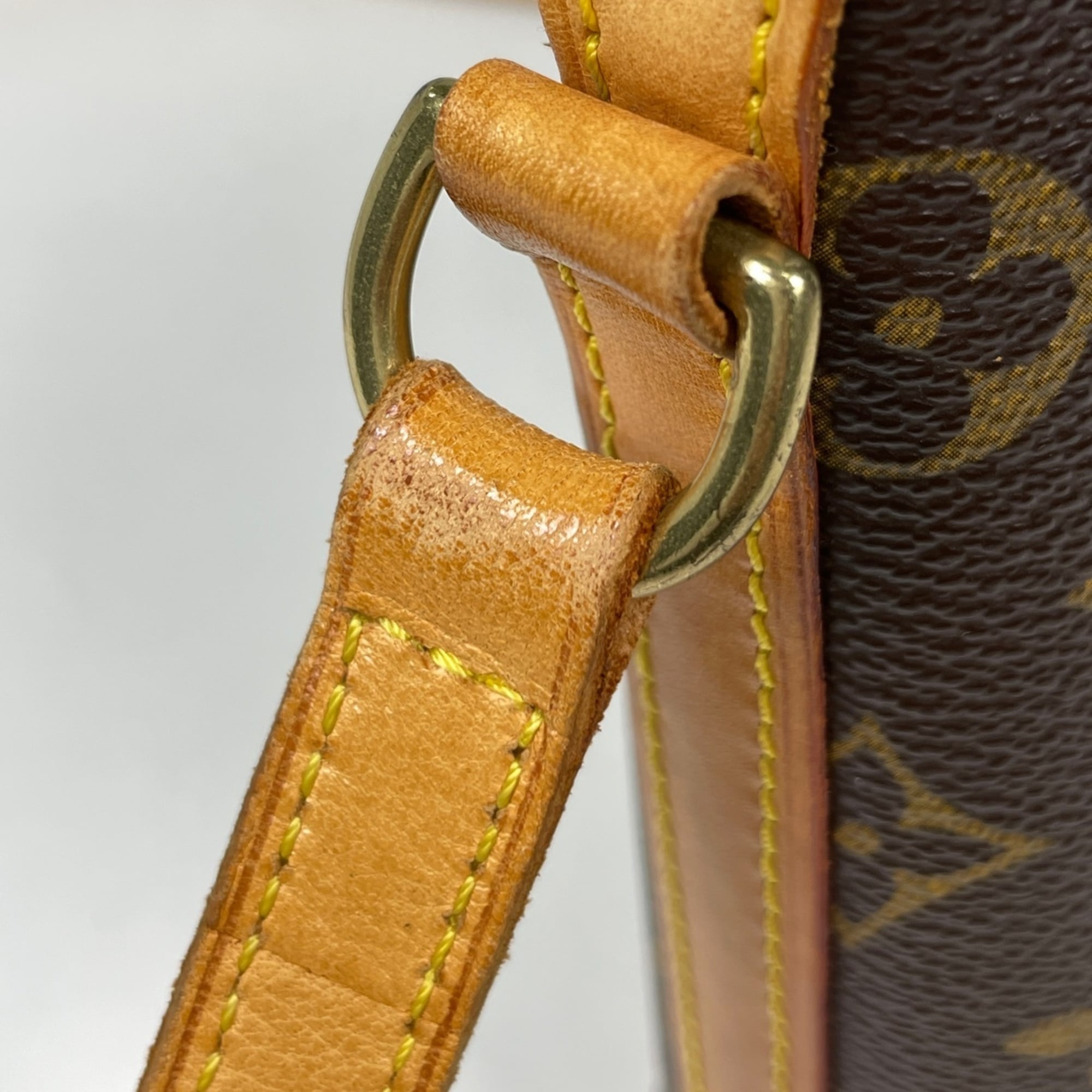 Louis Vuitton Brown Monogram Shoulder Bag (Pre-Owned)
