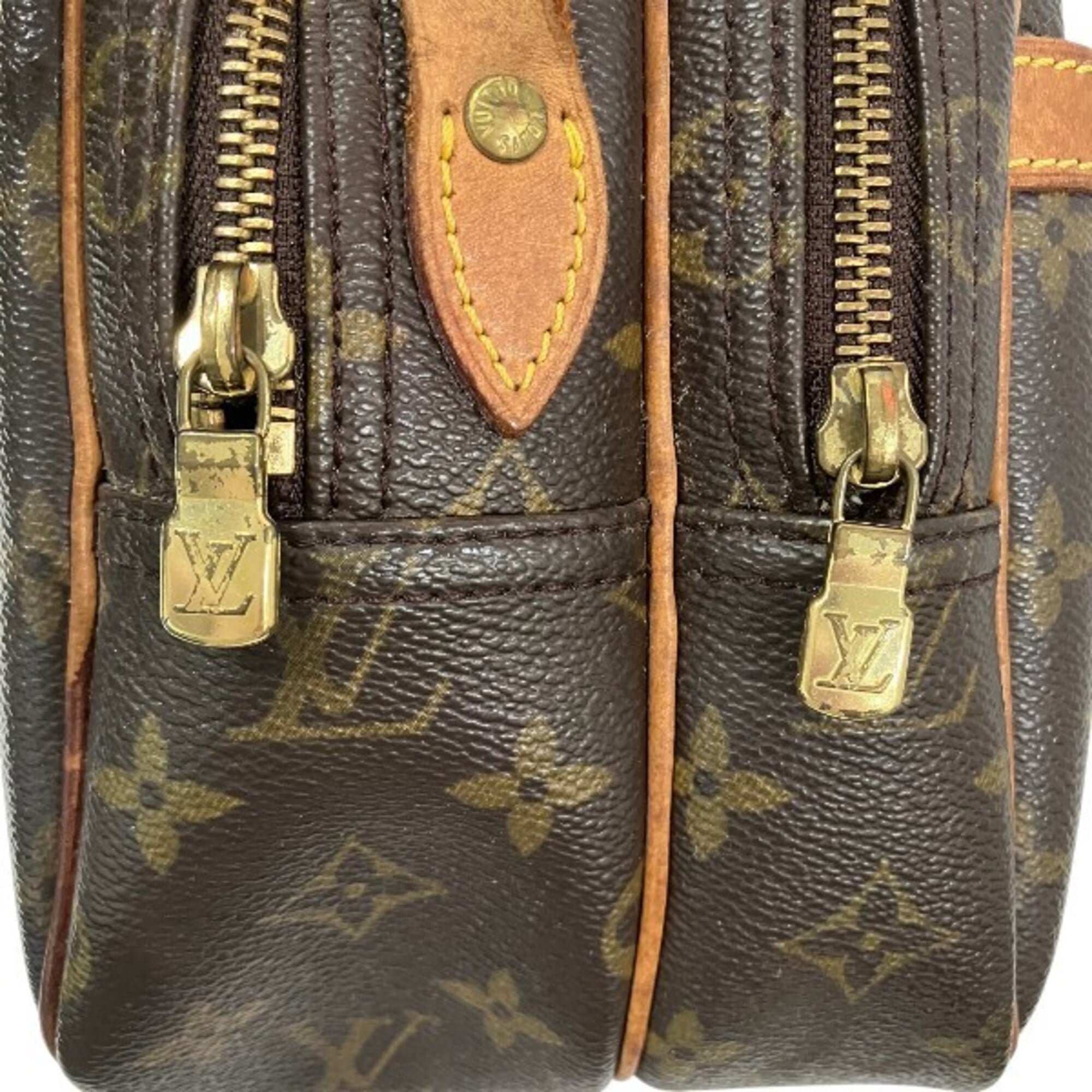 Louis Vuitton Brown Pvc Handbag Shoulder Bag (Pre-Owned)