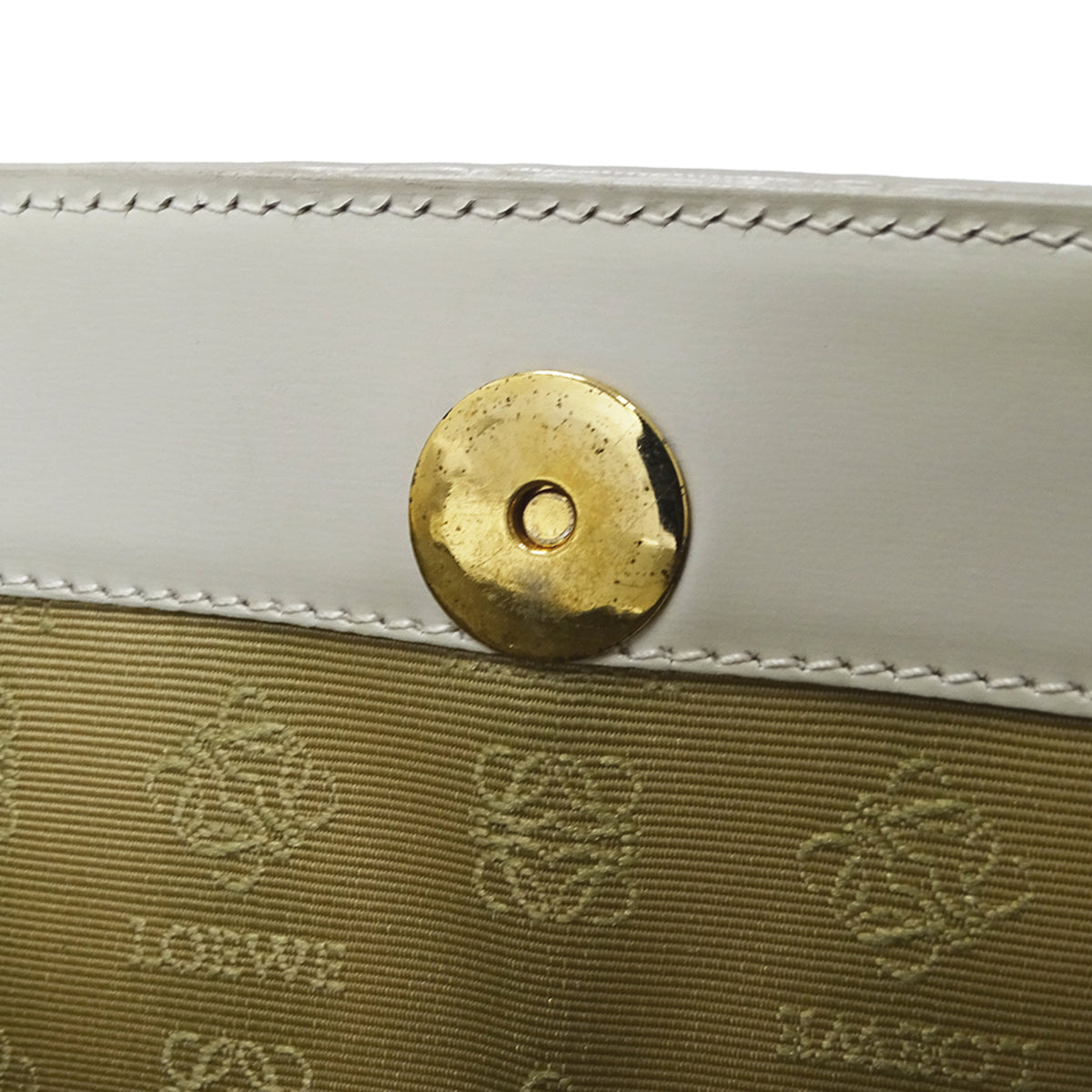 Loewe Beige Suede Leather Handbag (Pre-Owned)