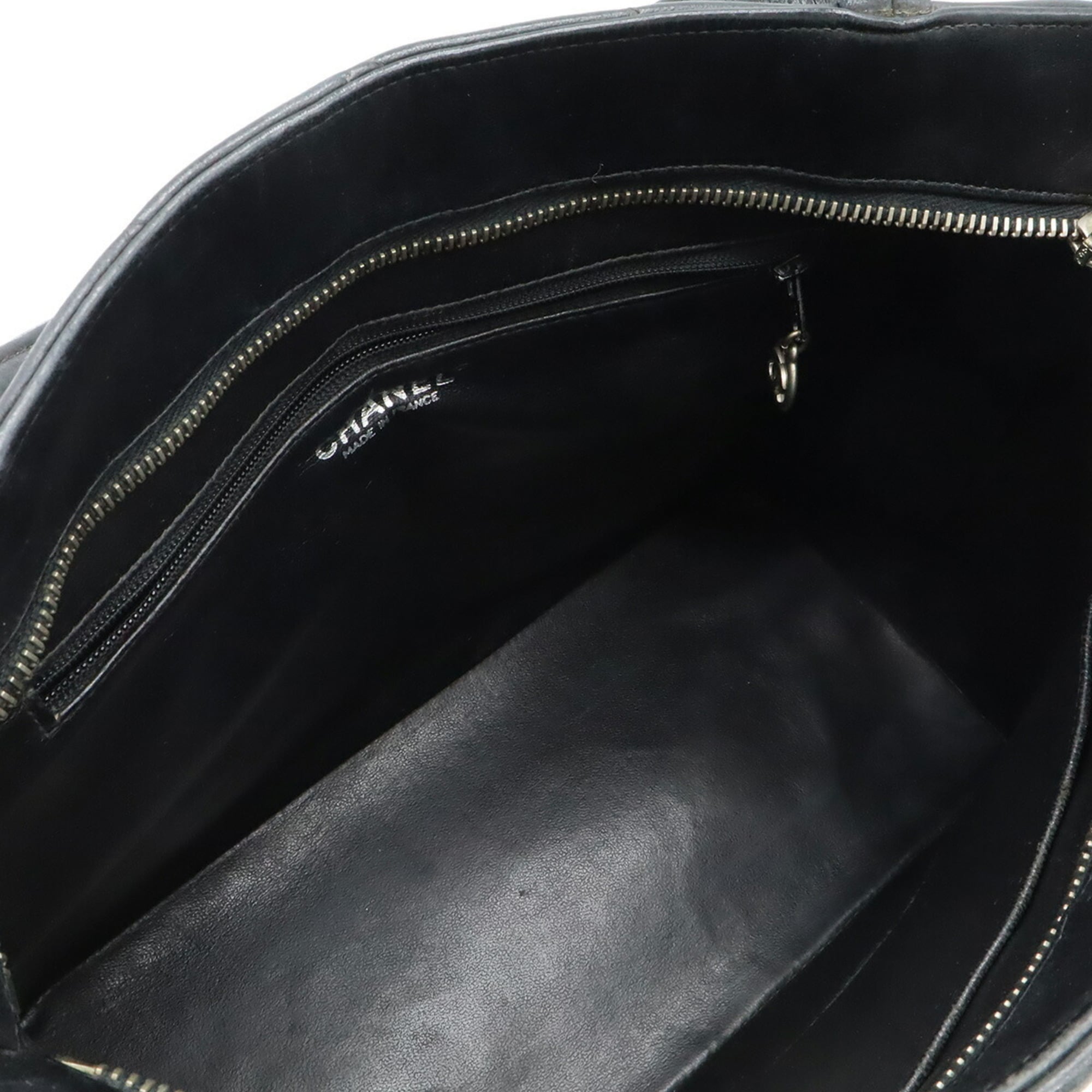 Chanel Matelasse Black Leather Shoulder Bag Tote Bag (Pre-Owned)