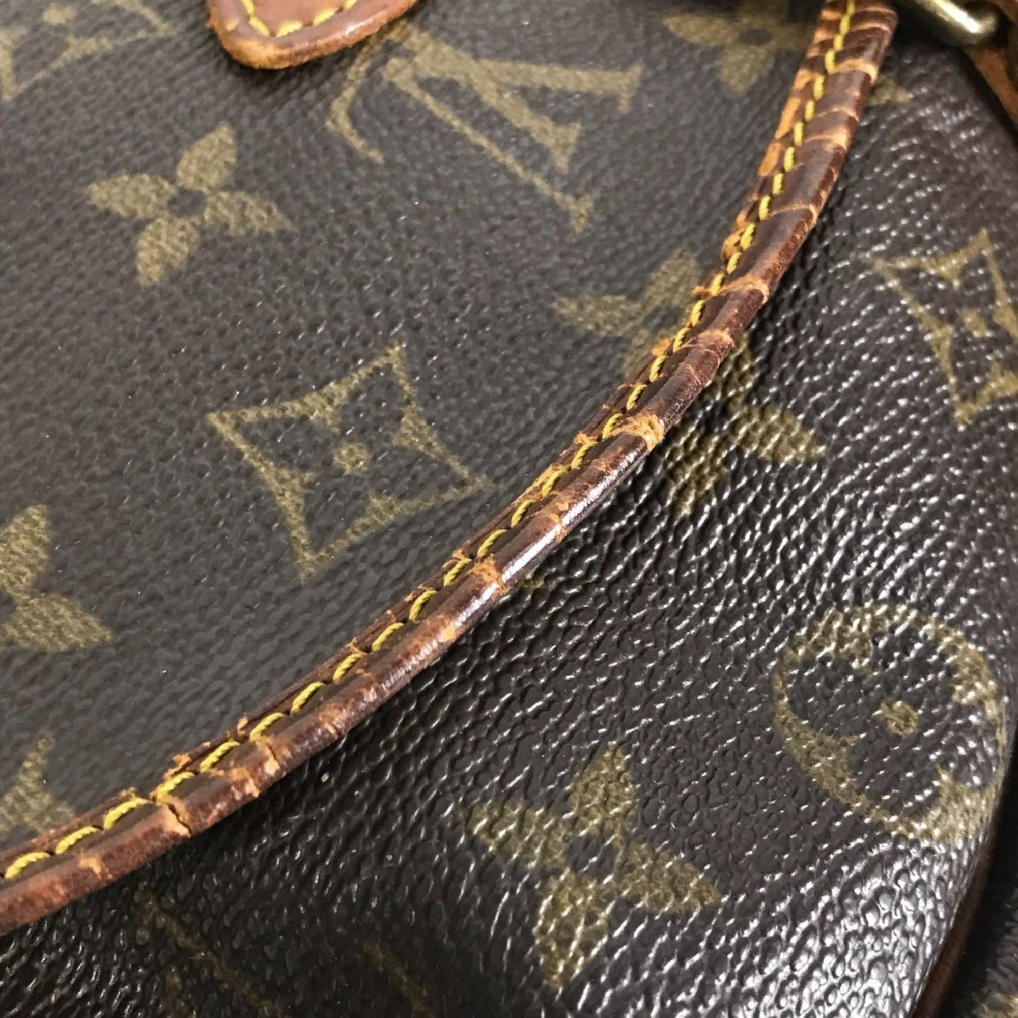 Louis Vuitton Brown Monogram Shoulder Bag (Pre-Owned)