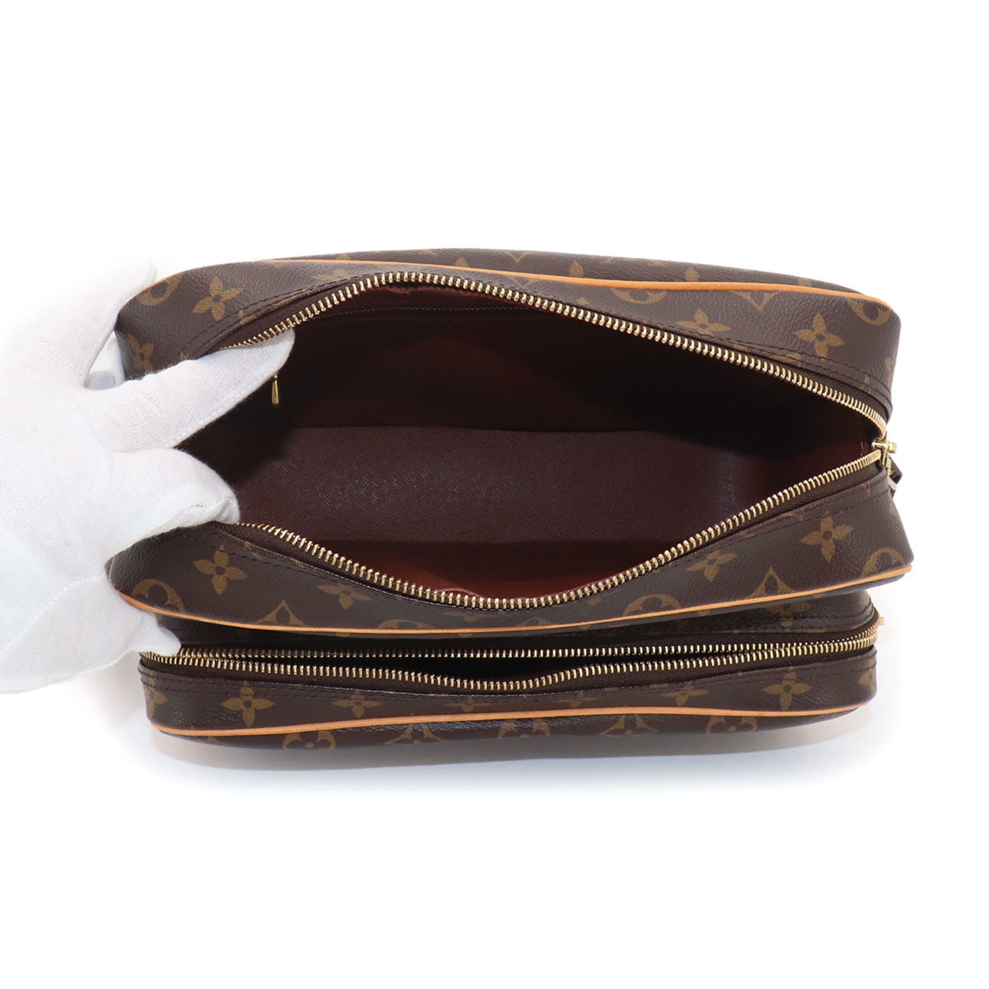 Louis Vuitton Brown Monogram Monogram Shoulder Bag (Pre-Owned)
