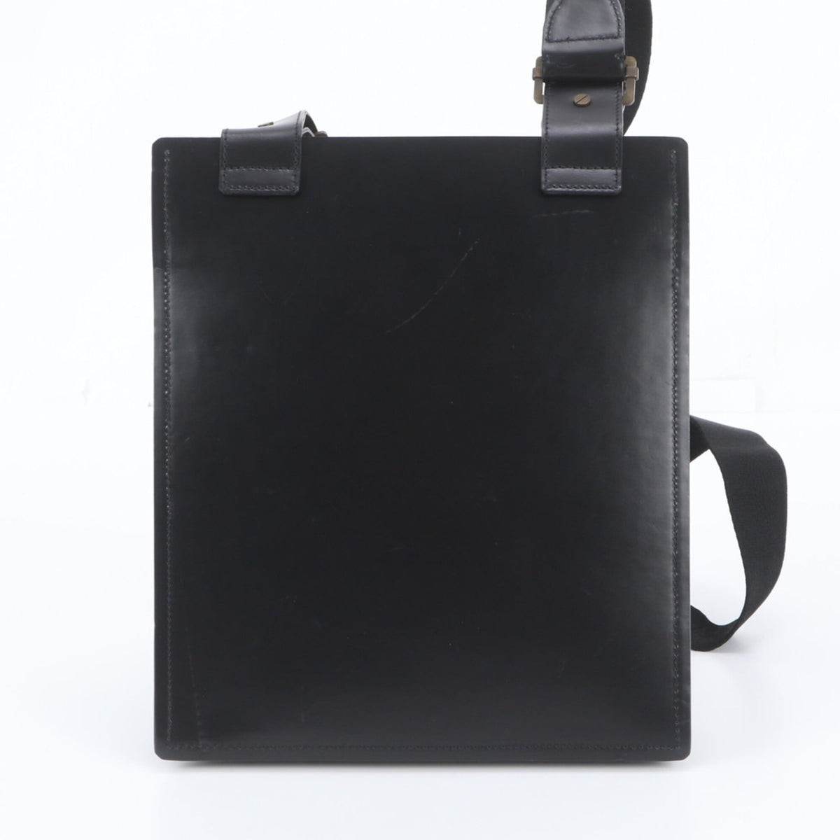 Louis Vuitton Noir Leather Messenger Bag Shoulder Bag (Pre-Owned)
