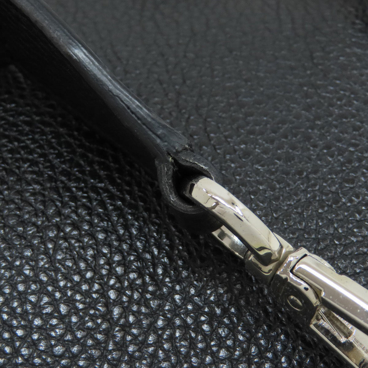 Jimmy Choo Black Leather Shoulder Bag (Pre-Owned)