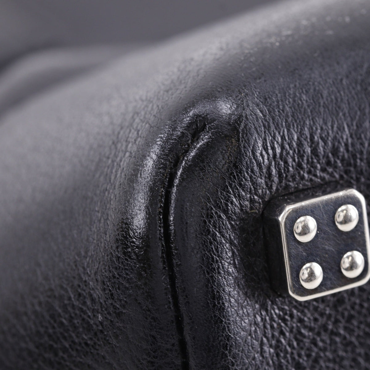 Loewe Amazona Black Leather Handbag (Pre-Owned)