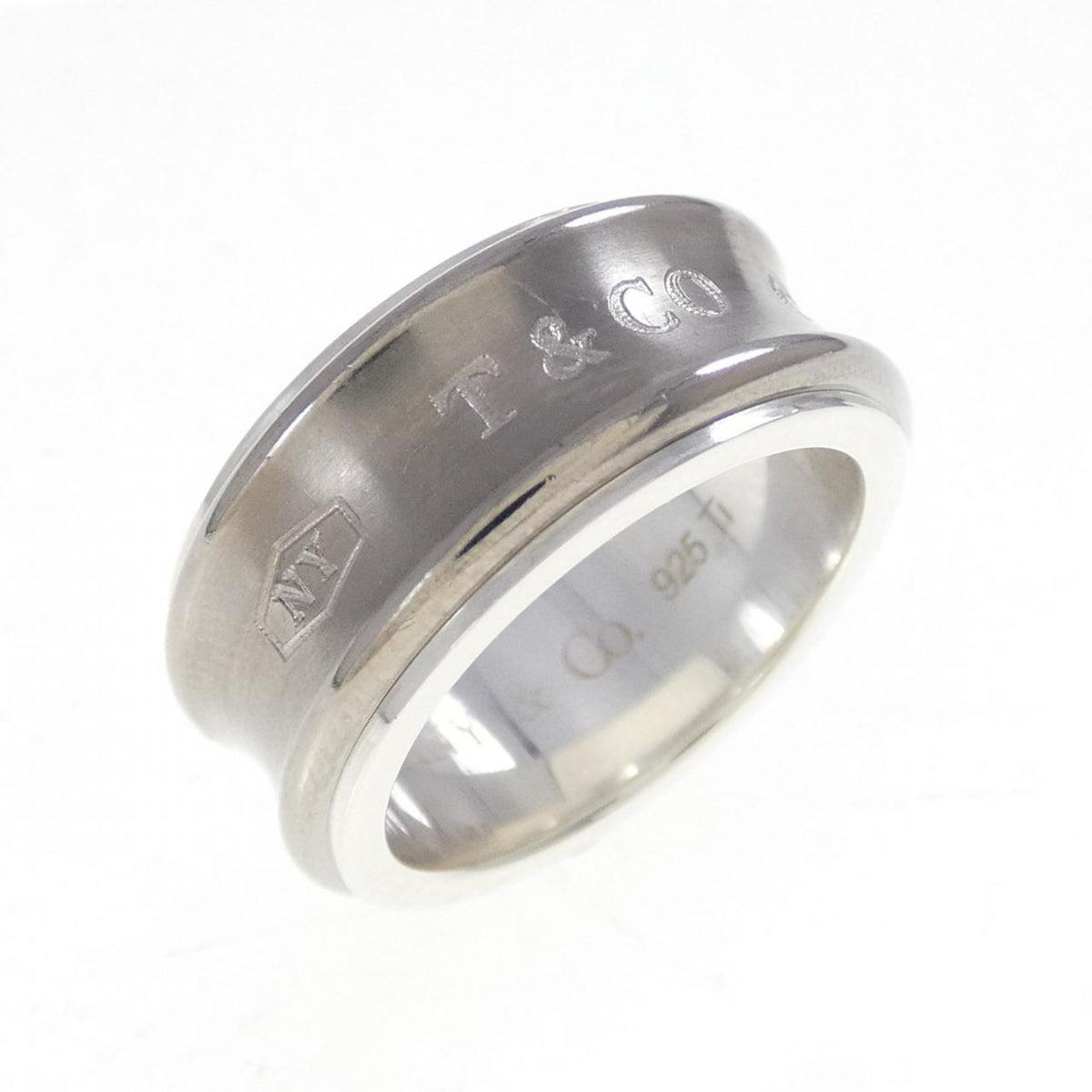 Tiffany Silver 925 Titanium Band Ring (Pre-Owned)