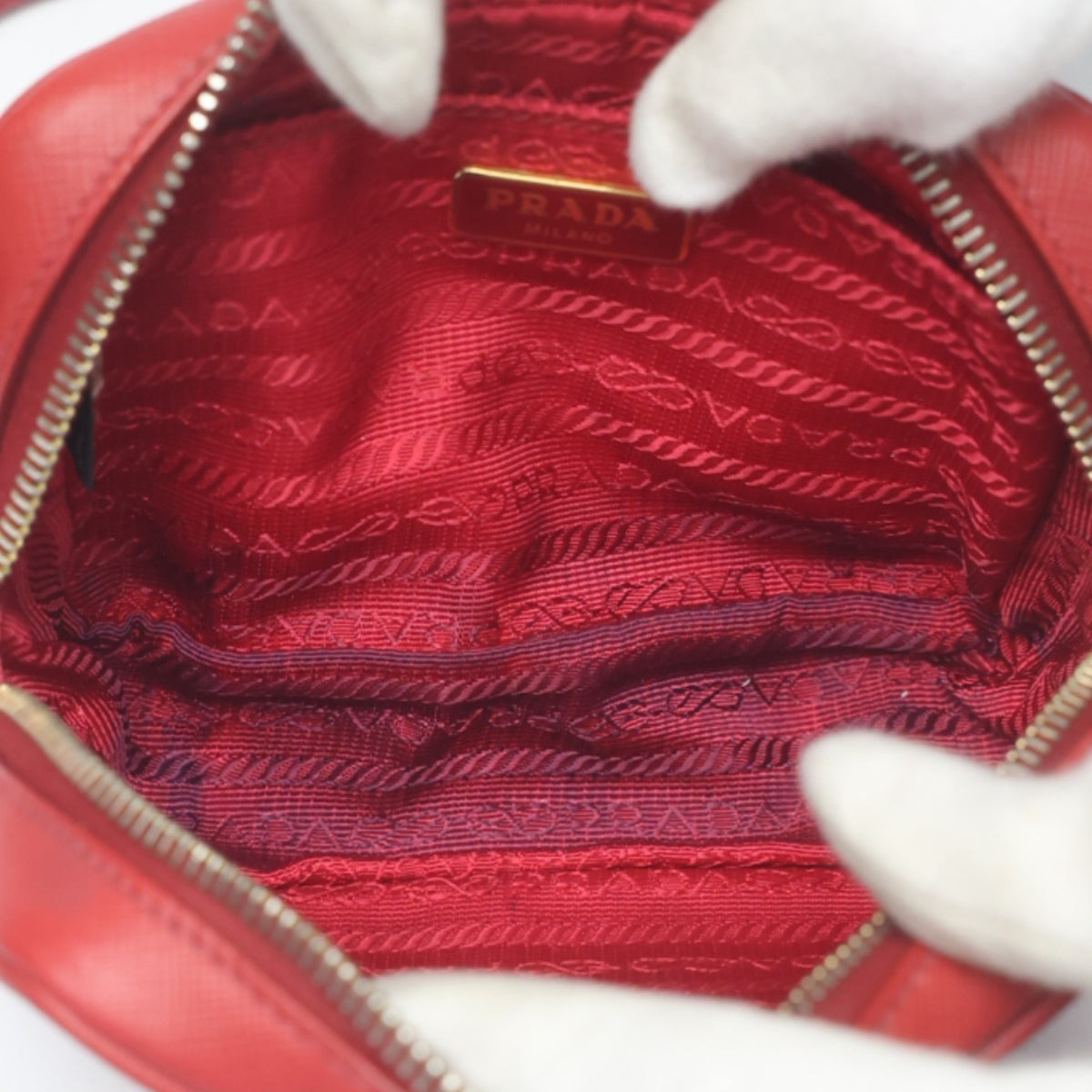 Prada Red Color Leather Shoulder Bag (Pre-Owned)