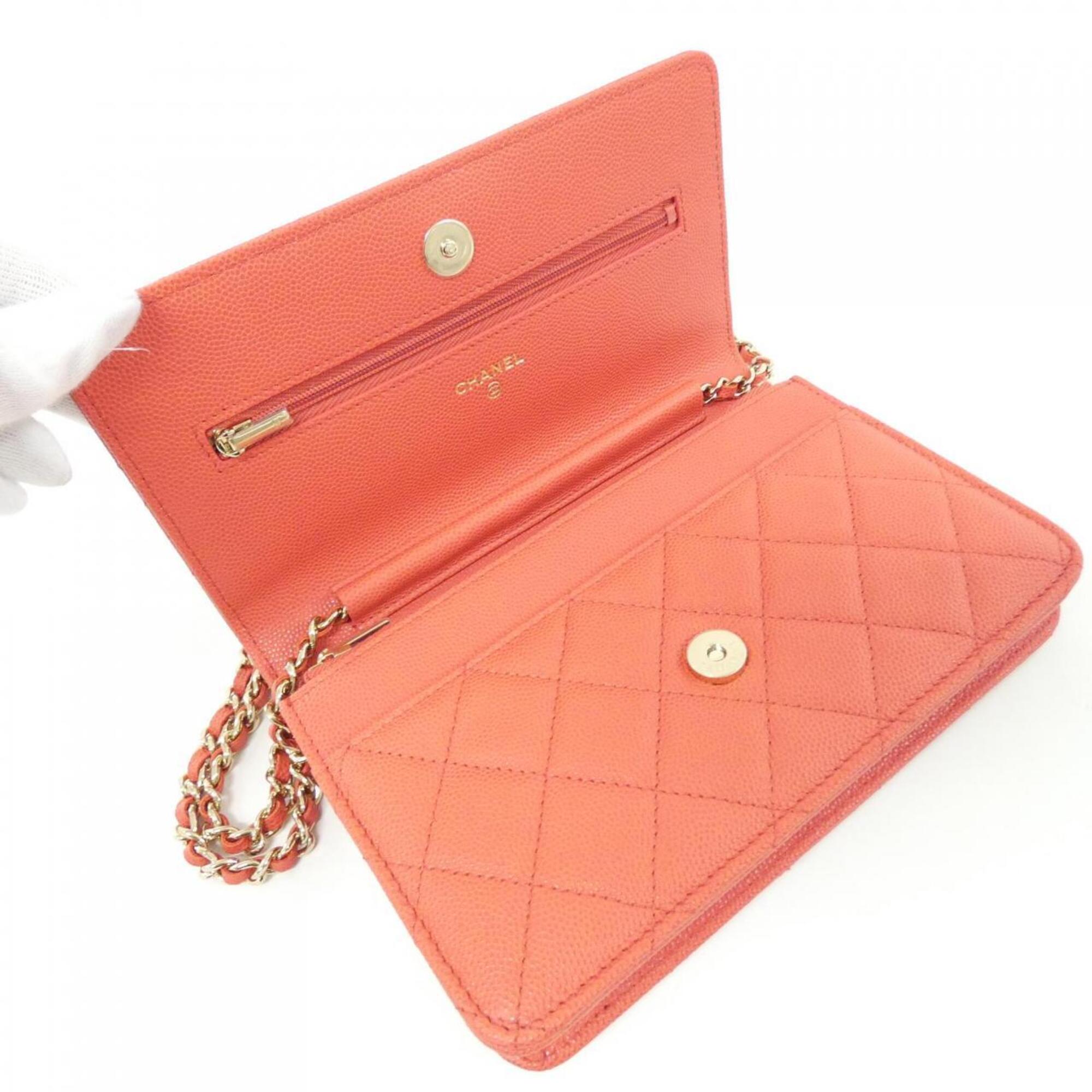 Chanel Red Color Grained Calfskin Chain/Shoulder Wallet (Pre-Owned)