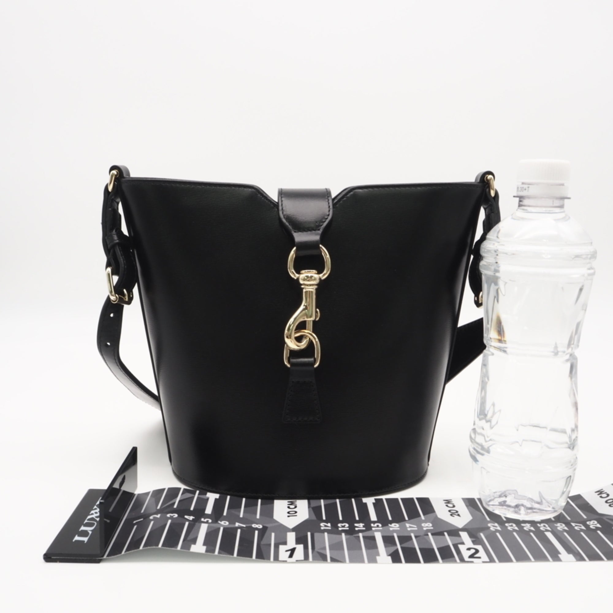 Gucci Black Leather Shoulder Bag (Pre-Owned)