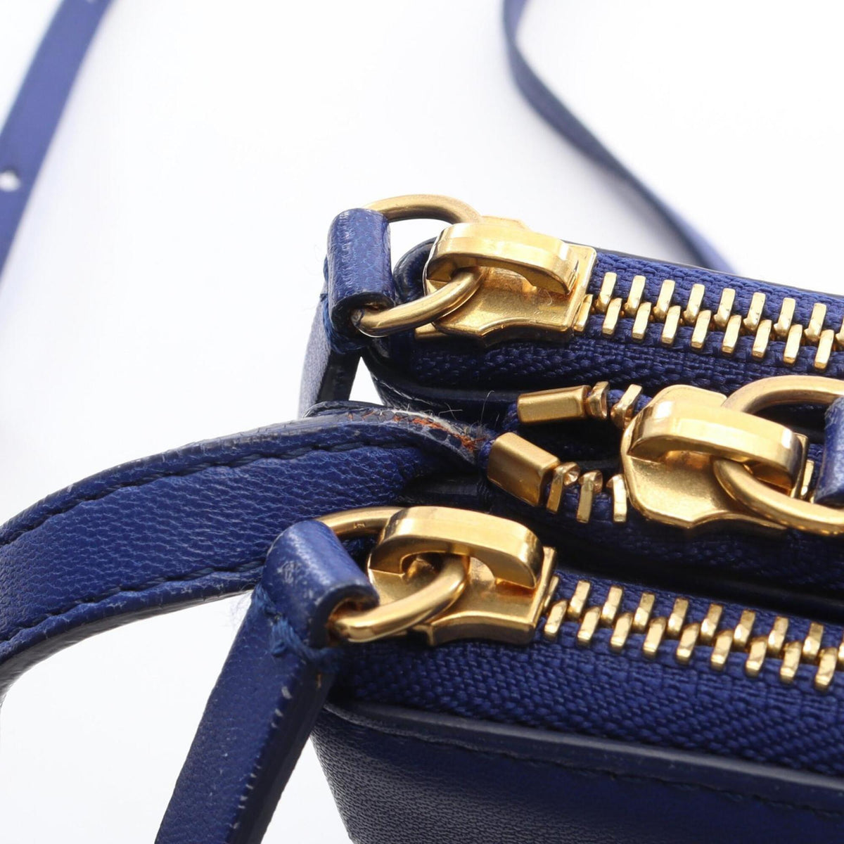 Celine Blue Leather Shoulder Bag (Pre-Owned)