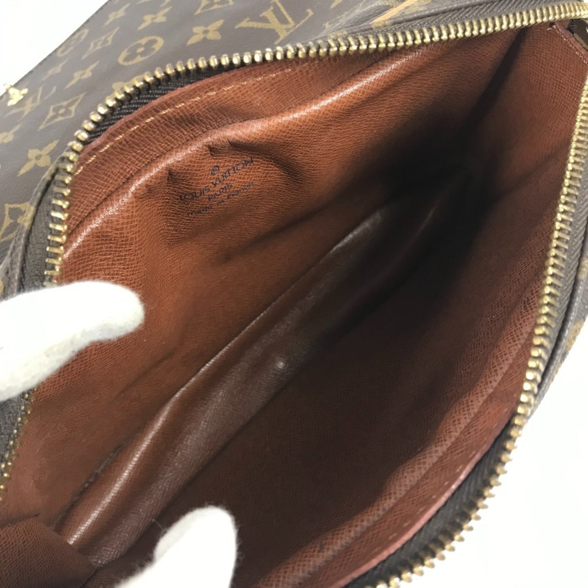 Louis Vuitton Brown Monogram Canvas Pochette Shoulder Bag (Pre-Owned)