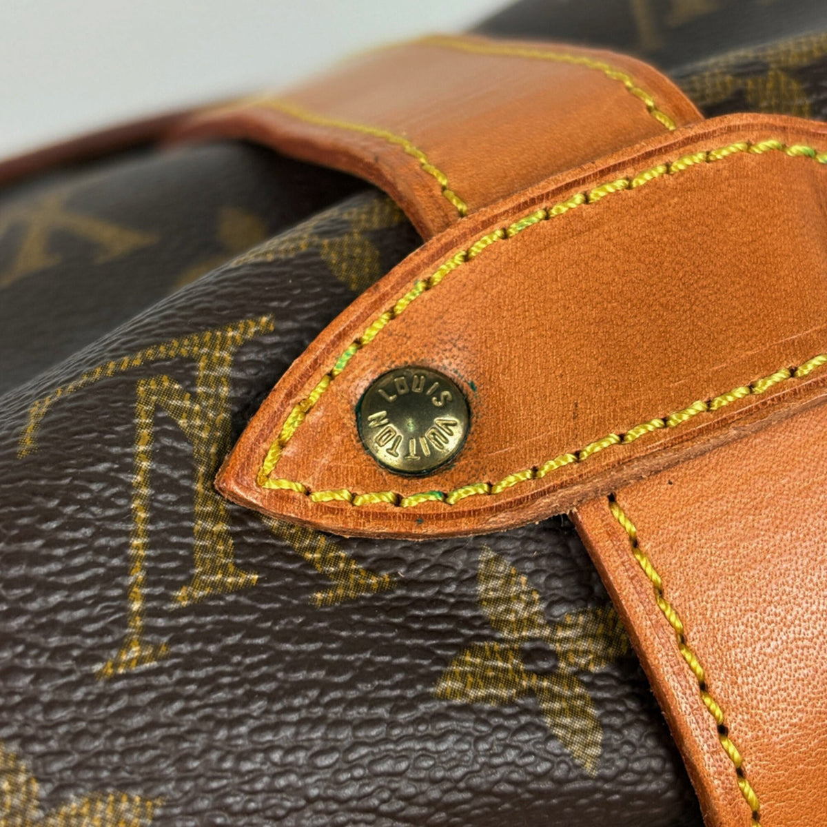 Louis Vuitton Monogram Brown Monogram Shoulder Bag (Pre-Owned)