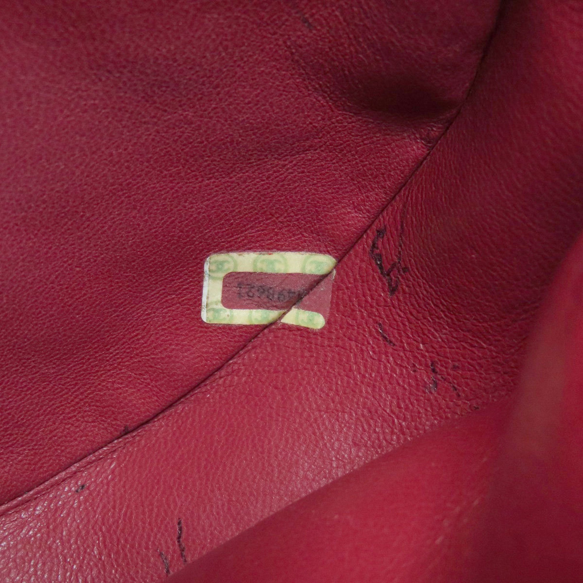 Chanel Red Color Leather Shoulder Bag (Pre-Owned)