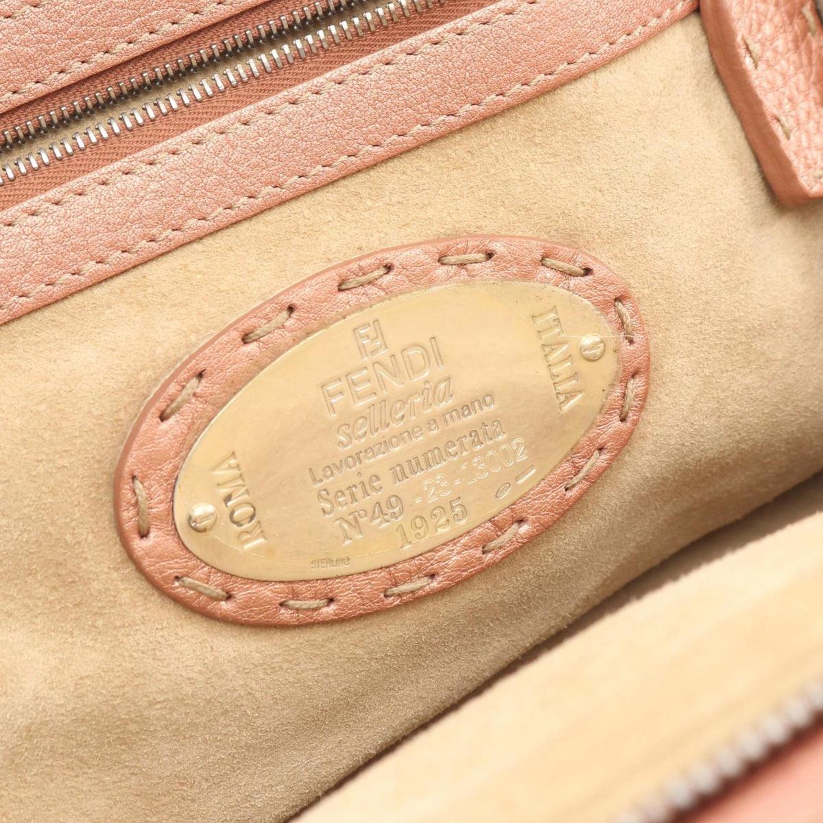 Fendi Gold Leather Handbag (Pre-Owned)