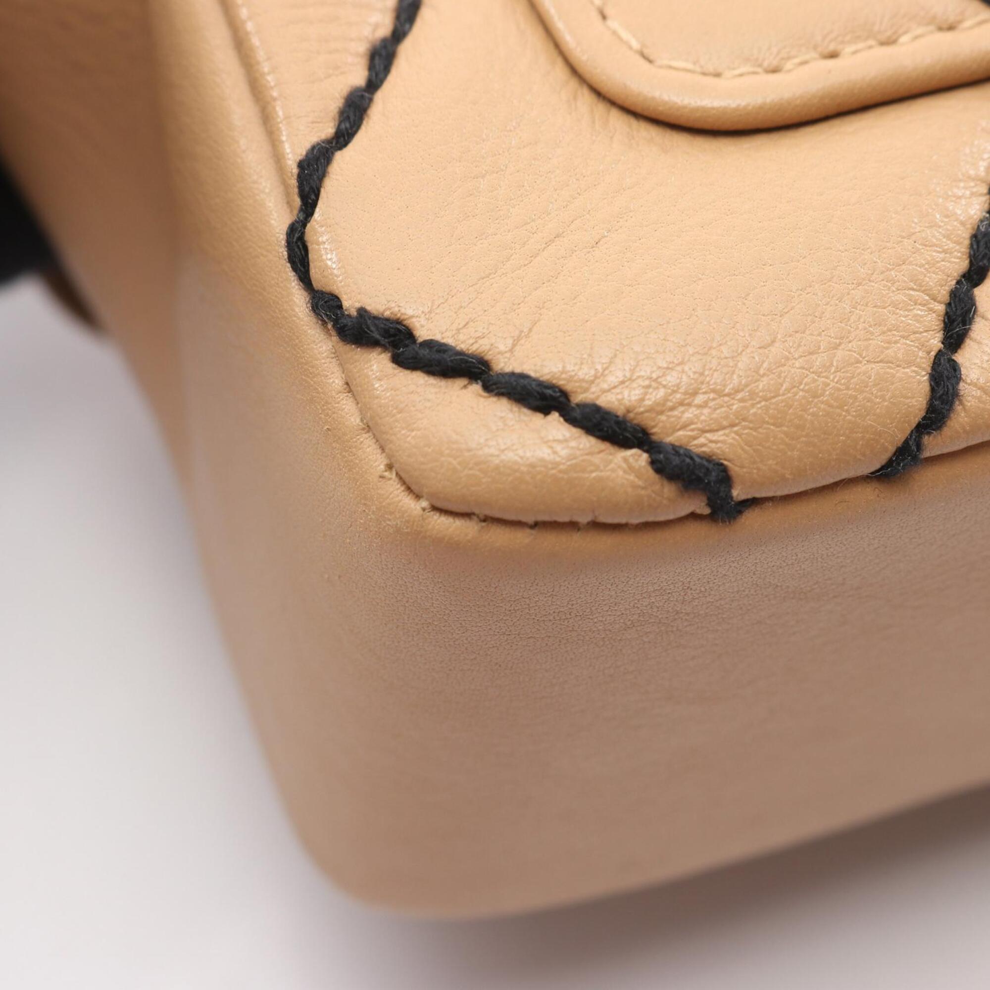 Chanel Beige Leather Handbag Shoulder Bag (Pre-Owned)