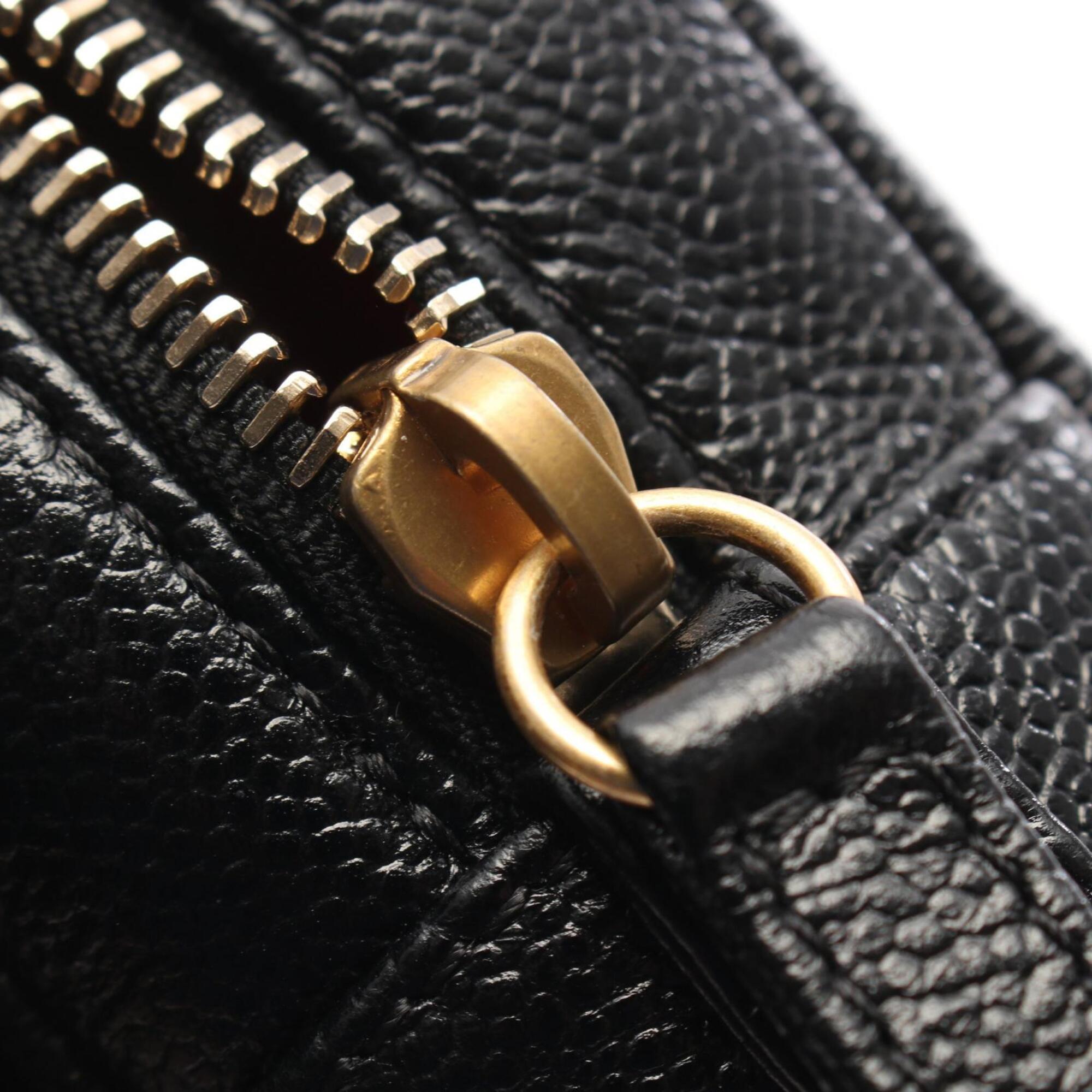 Chanel 2.55 Black Grained Calfskin Backpack Handbag (Pre-Owned)
