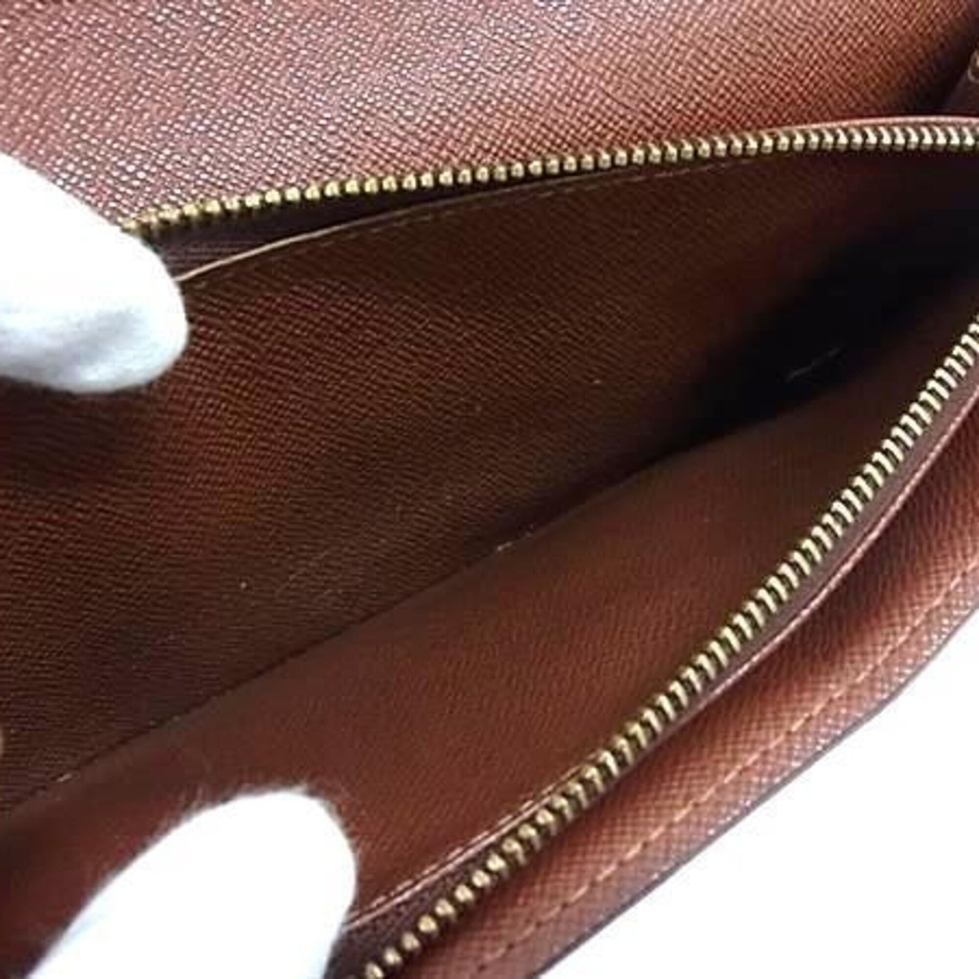 Louis Vuitton Brown Monogram Long Wallet (Bi-Fold) (Pre-Owned)