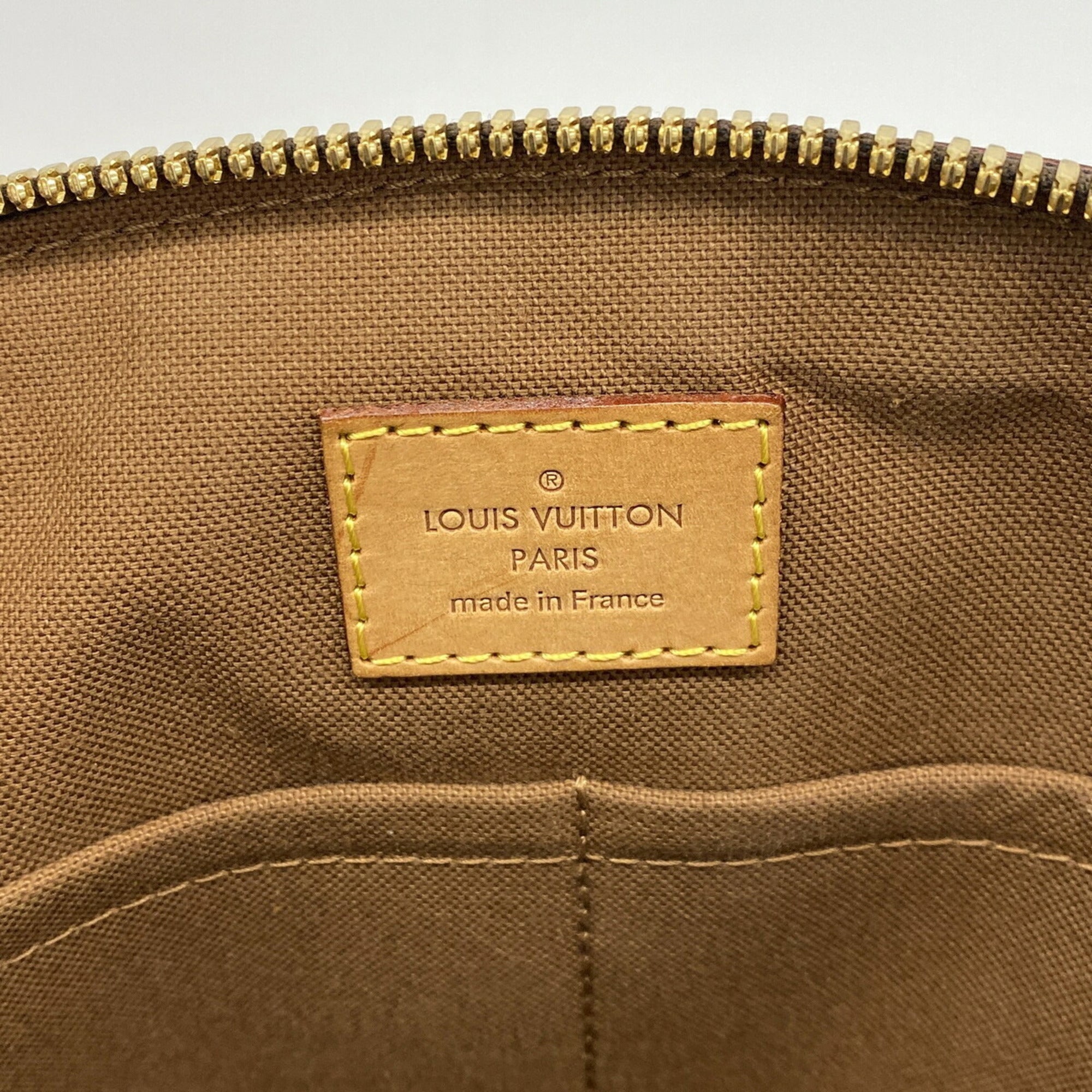 Louis Vuitton Brown Handbag (Pre-Owned)