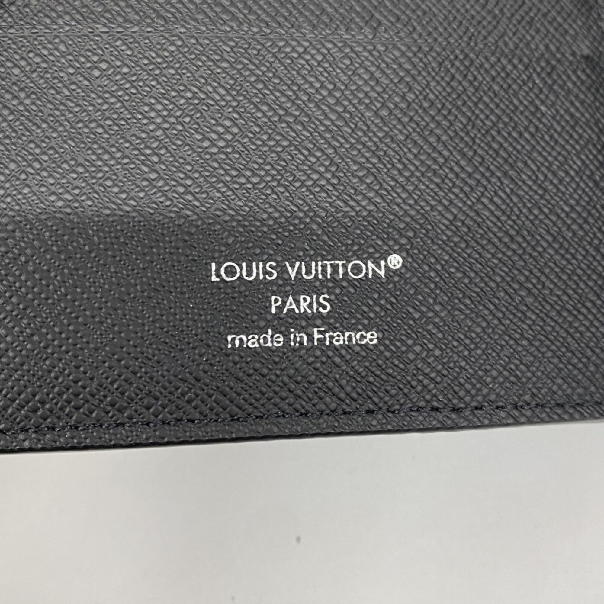 Louis Vuitton Black Wallet (Bi-Fold) (Pre-Owned)
