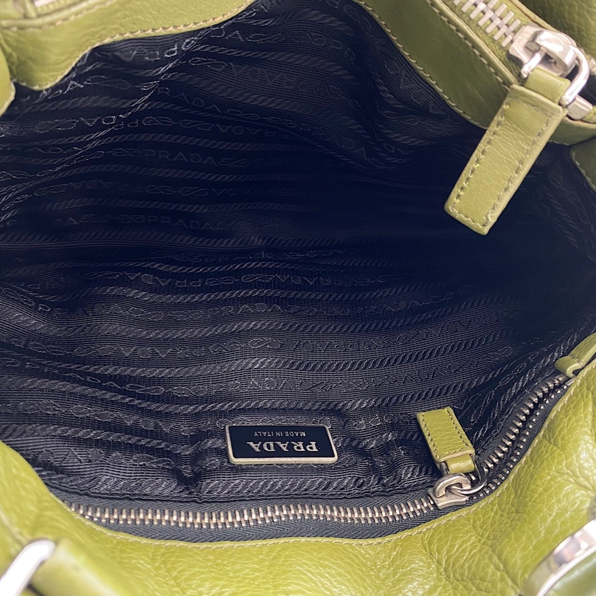 Prada Green Handbag (Pre-Owned)