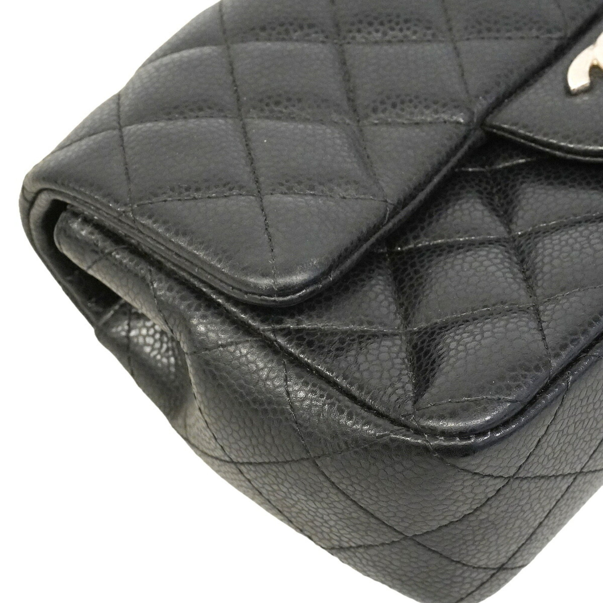 Chanel Black Grained Calfskin Shoulder Bag (Pre-Owned)