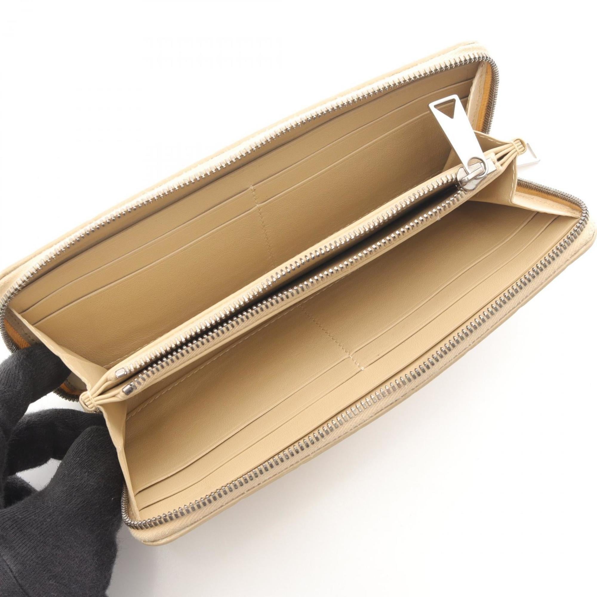 Bottega Veneta Beige Leather Long Wallet (Bi-Fold) (Pre-Owned)