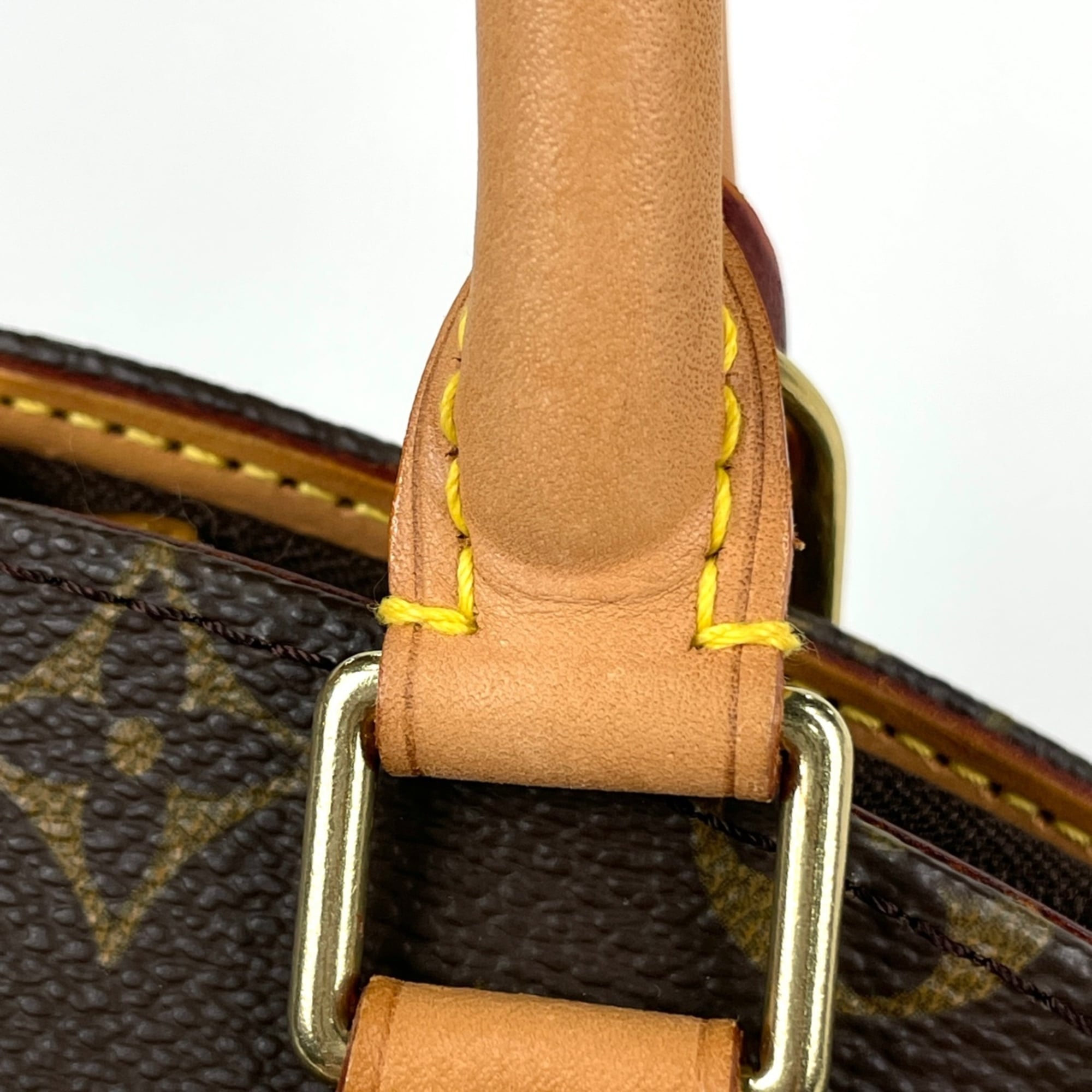 Louis Vuitton Brown Monogram Handbag (Pre-Owned)