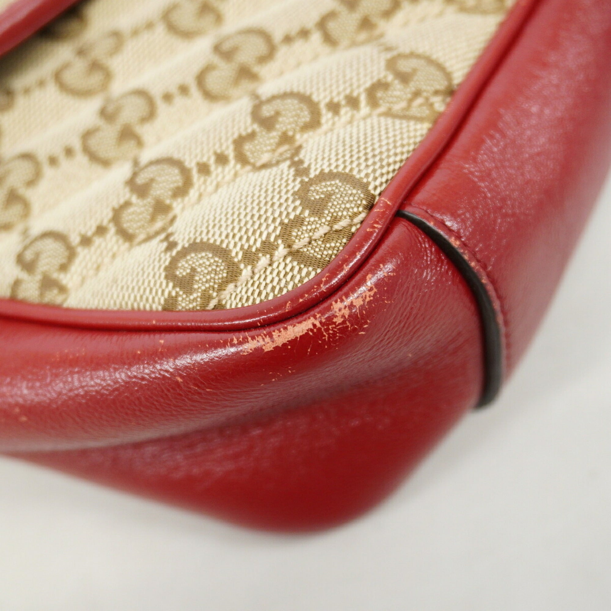 Gucci Beige Red Color Canvas Shoulder Bag (Pre-Owned)